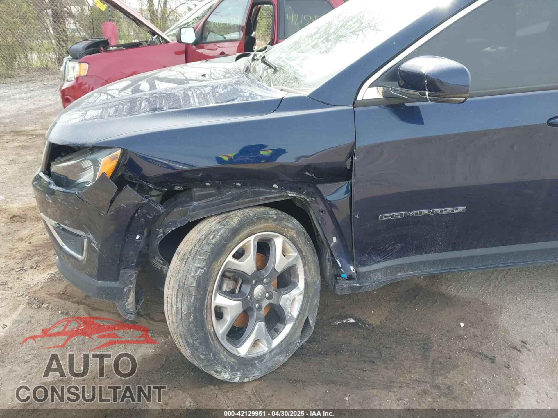 JEEP COMPASS 2019 - 3C4NJDCB4KT747677