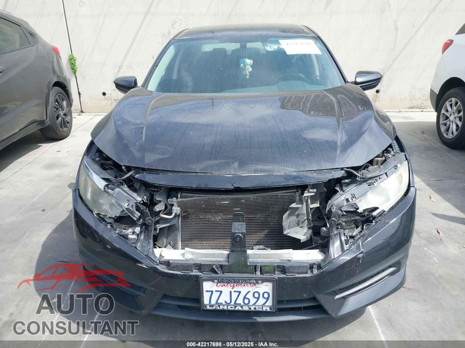 HONDA CIVIC 2017 - 2HGFC2F58HH524733