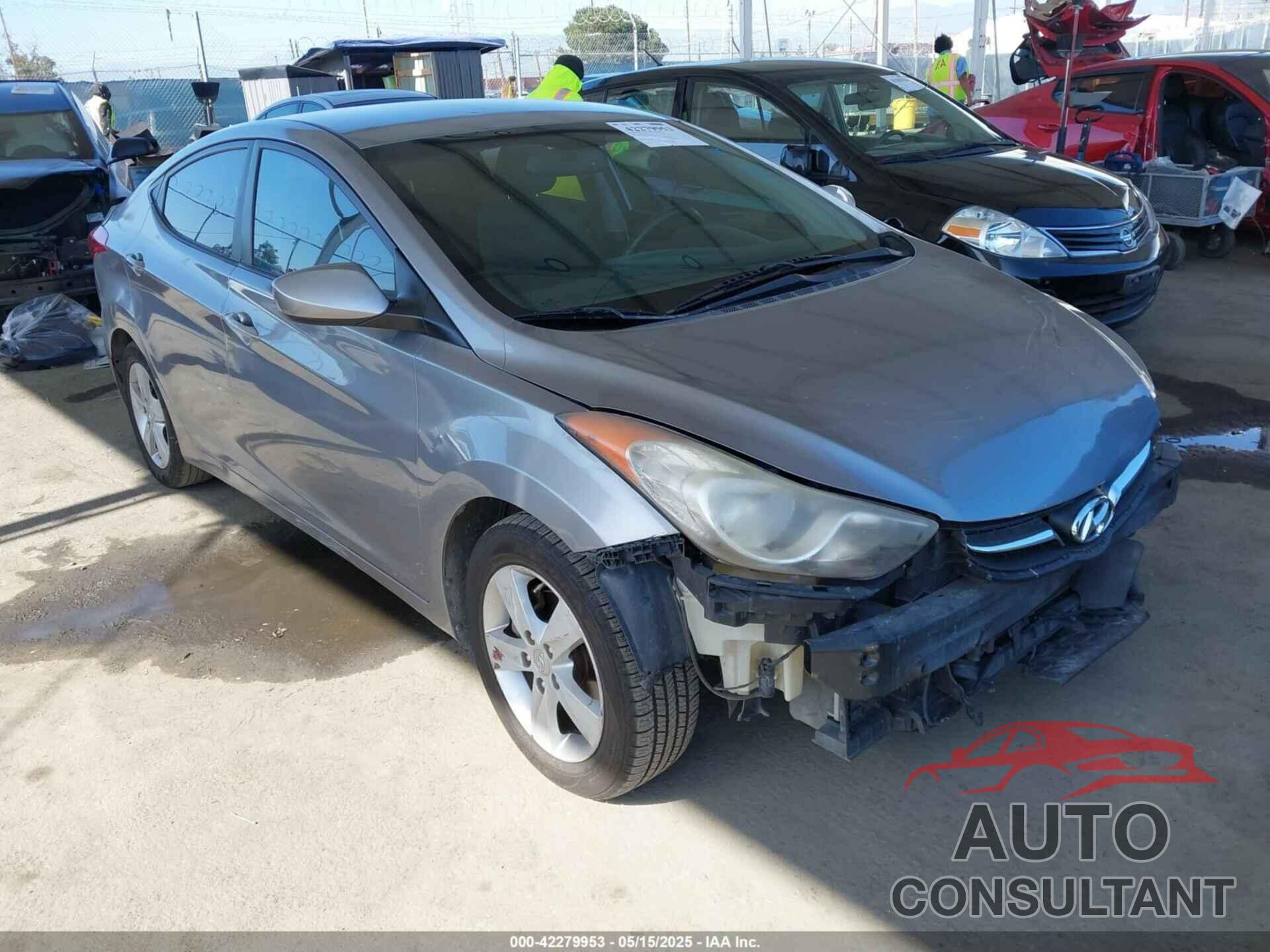 HYUNDAI ELANTRA 2012 - KMHDH4AEXCU427089