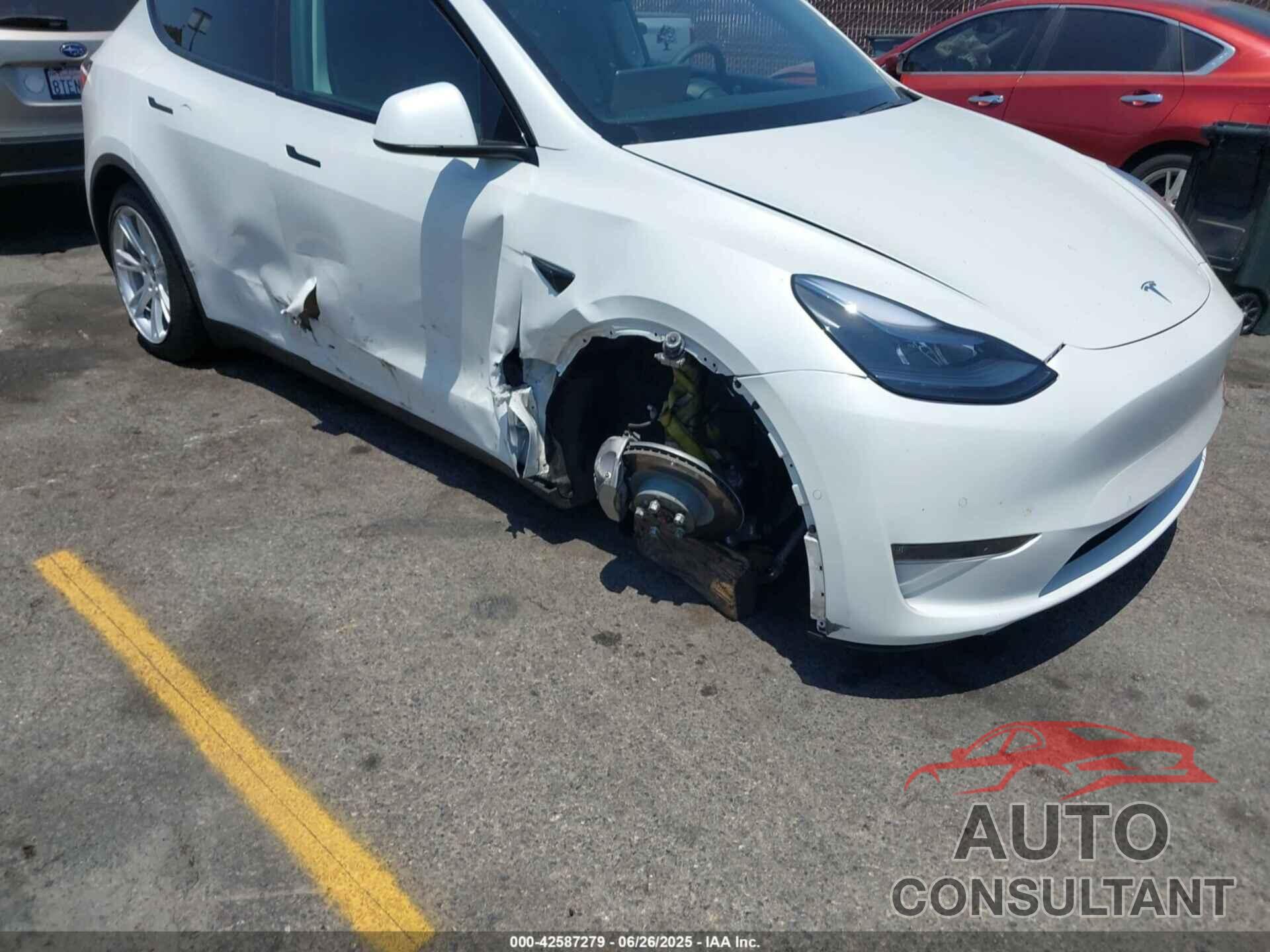 TESLA MODEL Y 2020 - 5YJYGDEE3LF054439