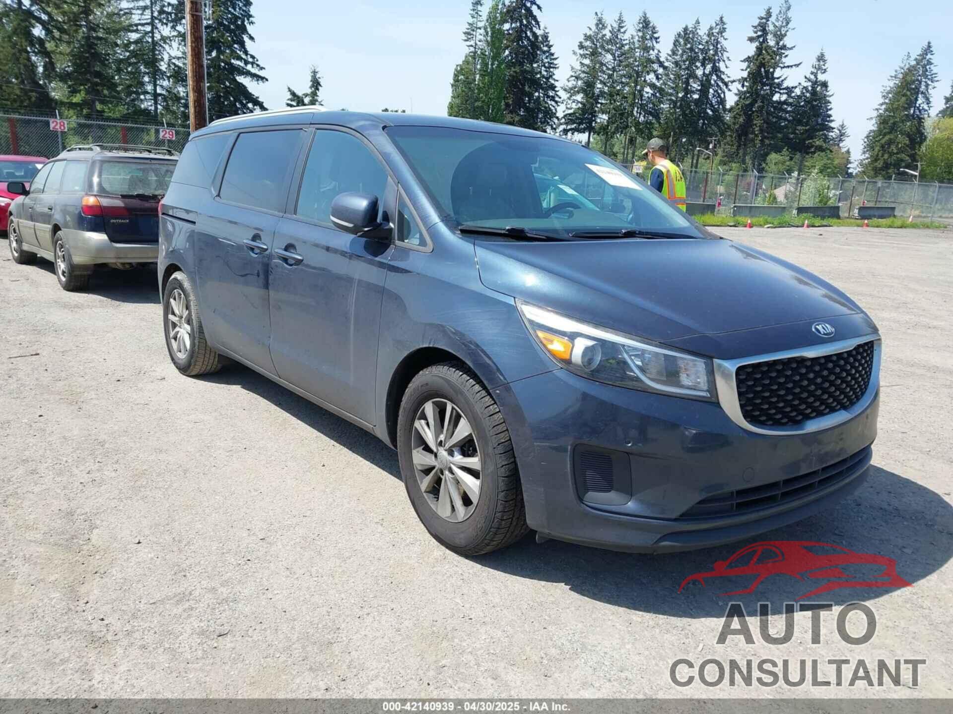 KIA SEDONA 2017 - KNDMB5C11H6253379