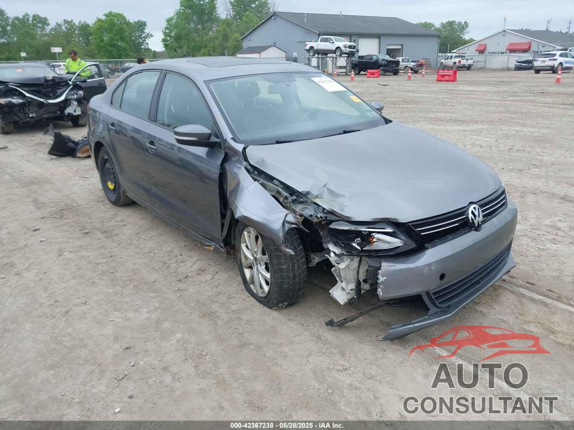 VOLKSWAGEN JETTA 2011 - 3VWDZ7AJ4BM370033