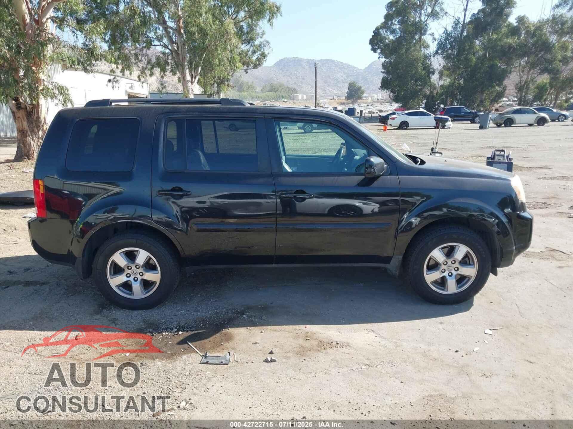 HONDA PILOT 2011 - 5FNYF3H56BB022219