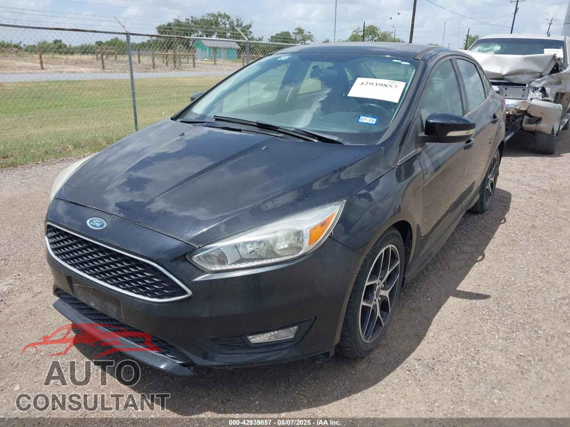 FORD FOCUS 2016 - 1FADP3F2XGL360902