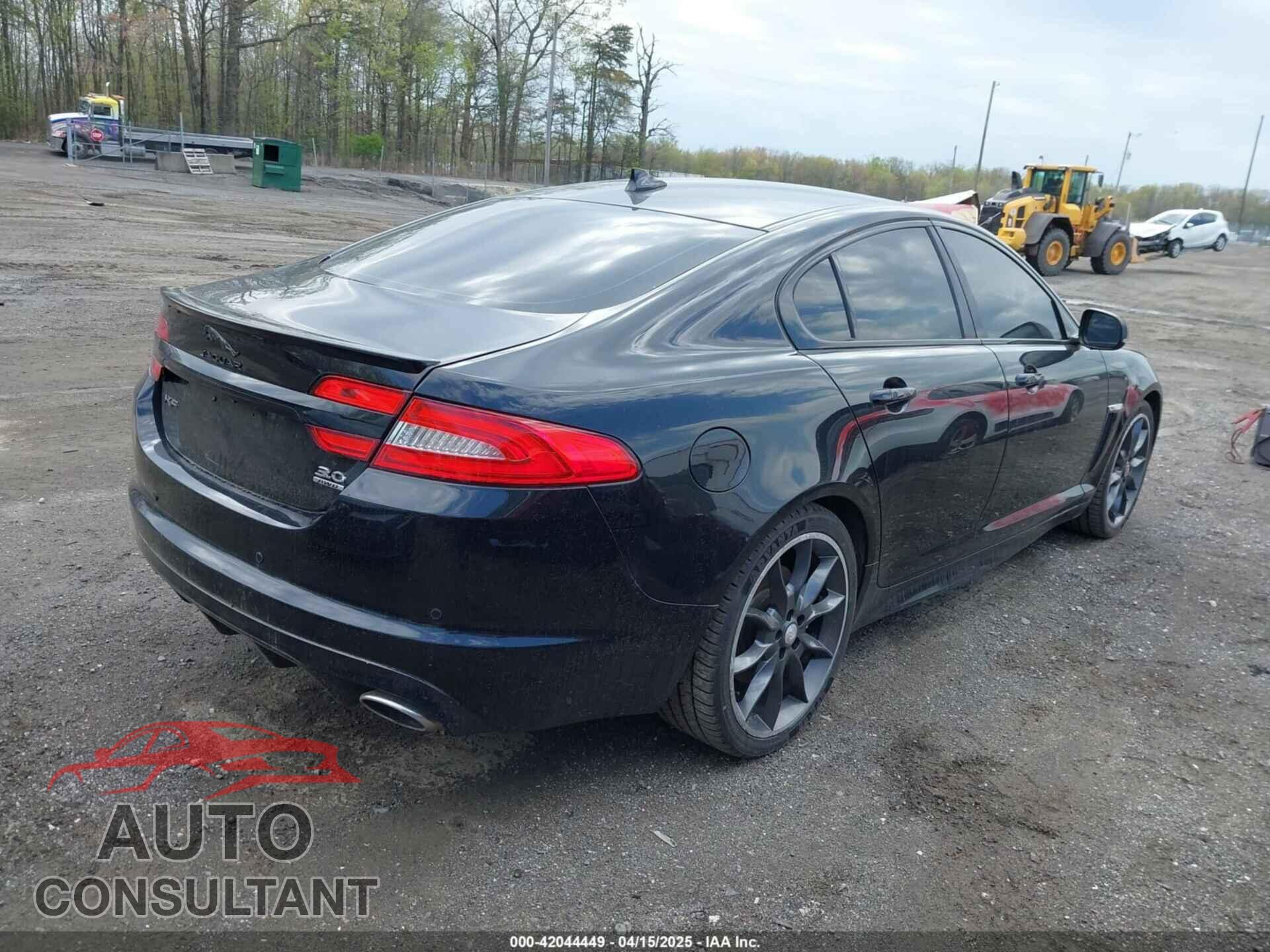 JAGUAR XF 2015 - SAJWJ0FF6F8U75800