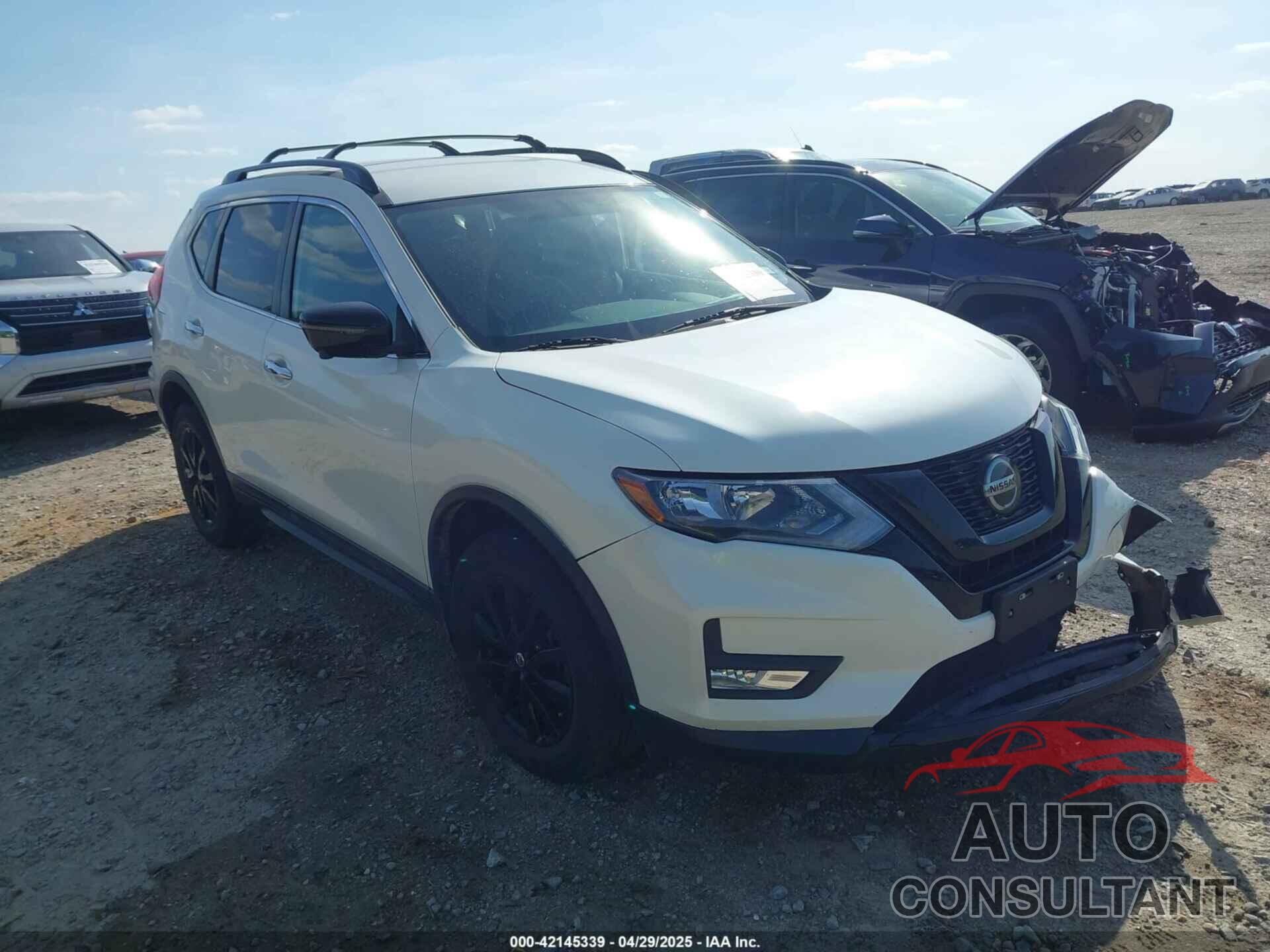 NISSAN ROGUE 2018 - 5N1AT2MVXJC752037