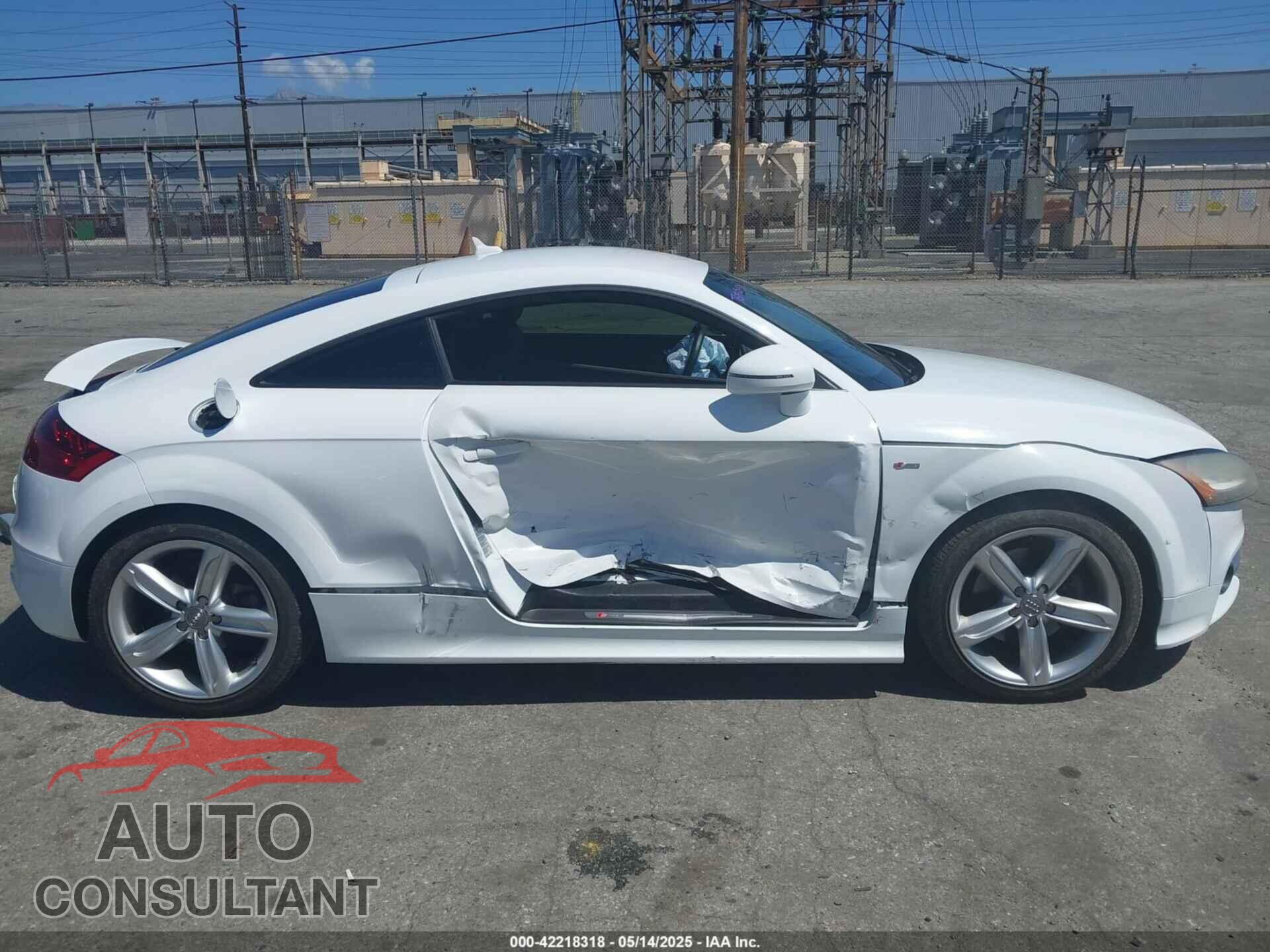 AUDI TT 2014 - TRUBFAFK8E1000731