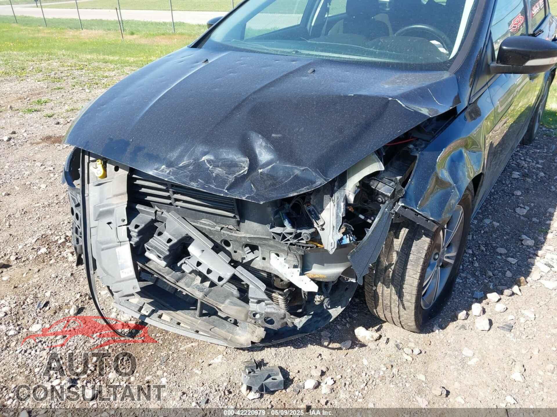 FORD FOCUS 2016 - 1FADP3KE0GL288348