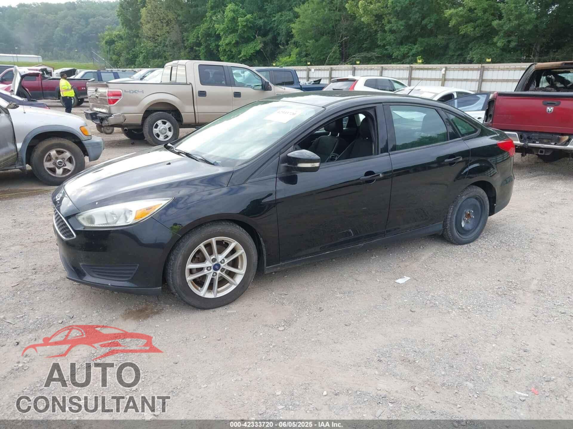 FORD FOCUS 2017 - 1FADP3F24HL217039