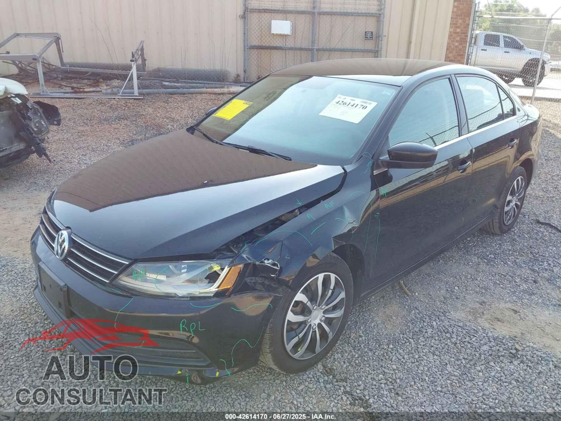 VOLKSWAGEN JETTA 2017 - 3VW2B7AJ8HM398910