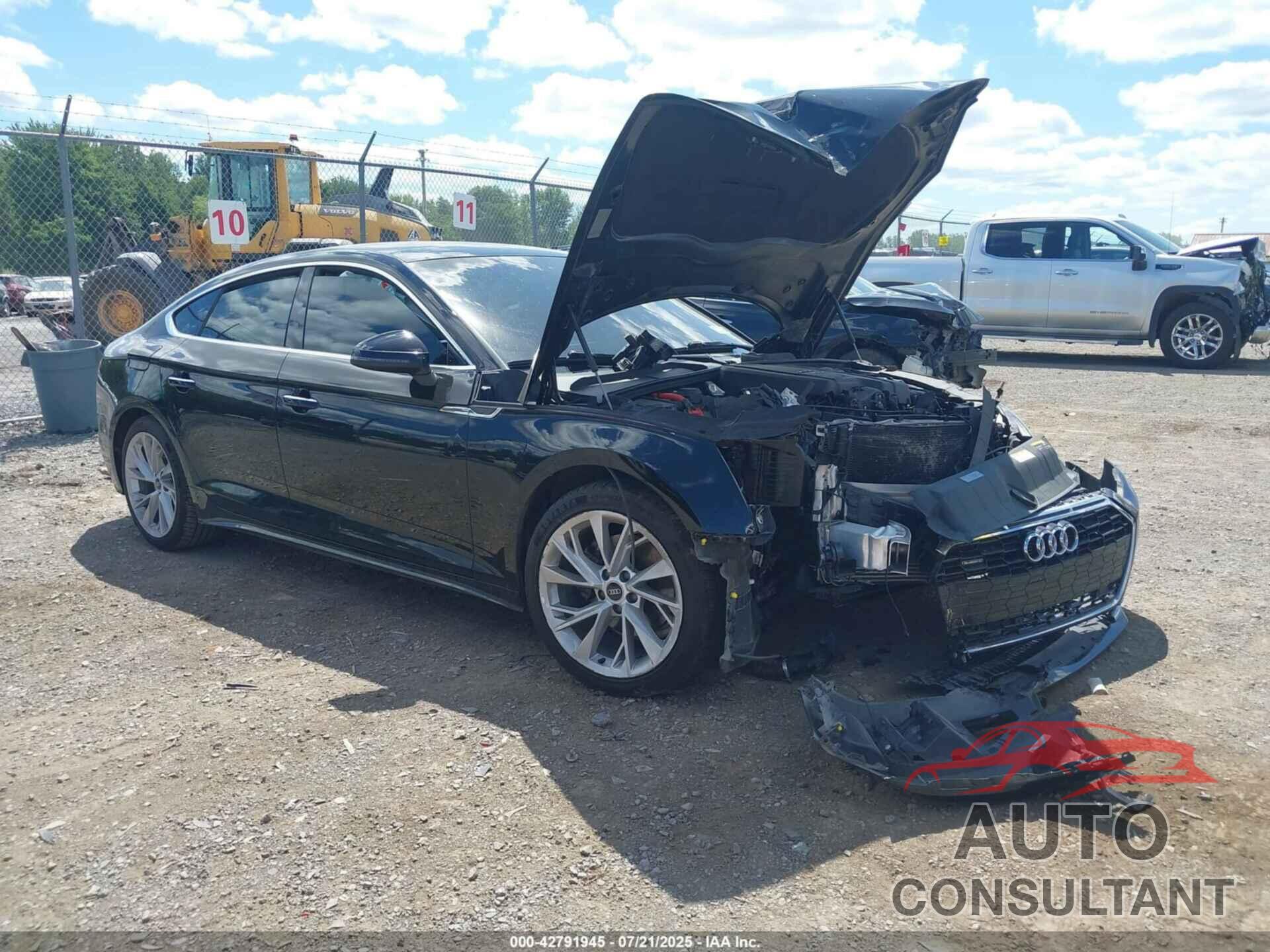 AUDI A5 SPORTBACK 2022 - WAUABCF58NA007960