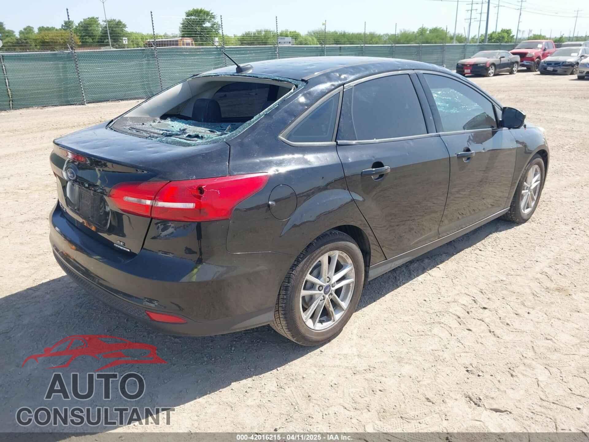 FORD FOCUS 2016 - 1FADP3F28GL349817