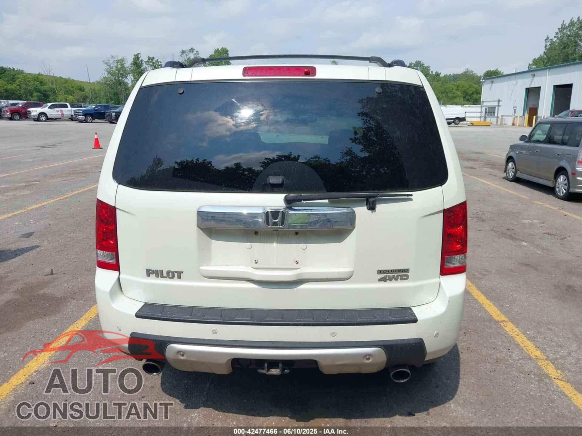 HONDA PILOT 2011 - 5FNYF4H96BB082963