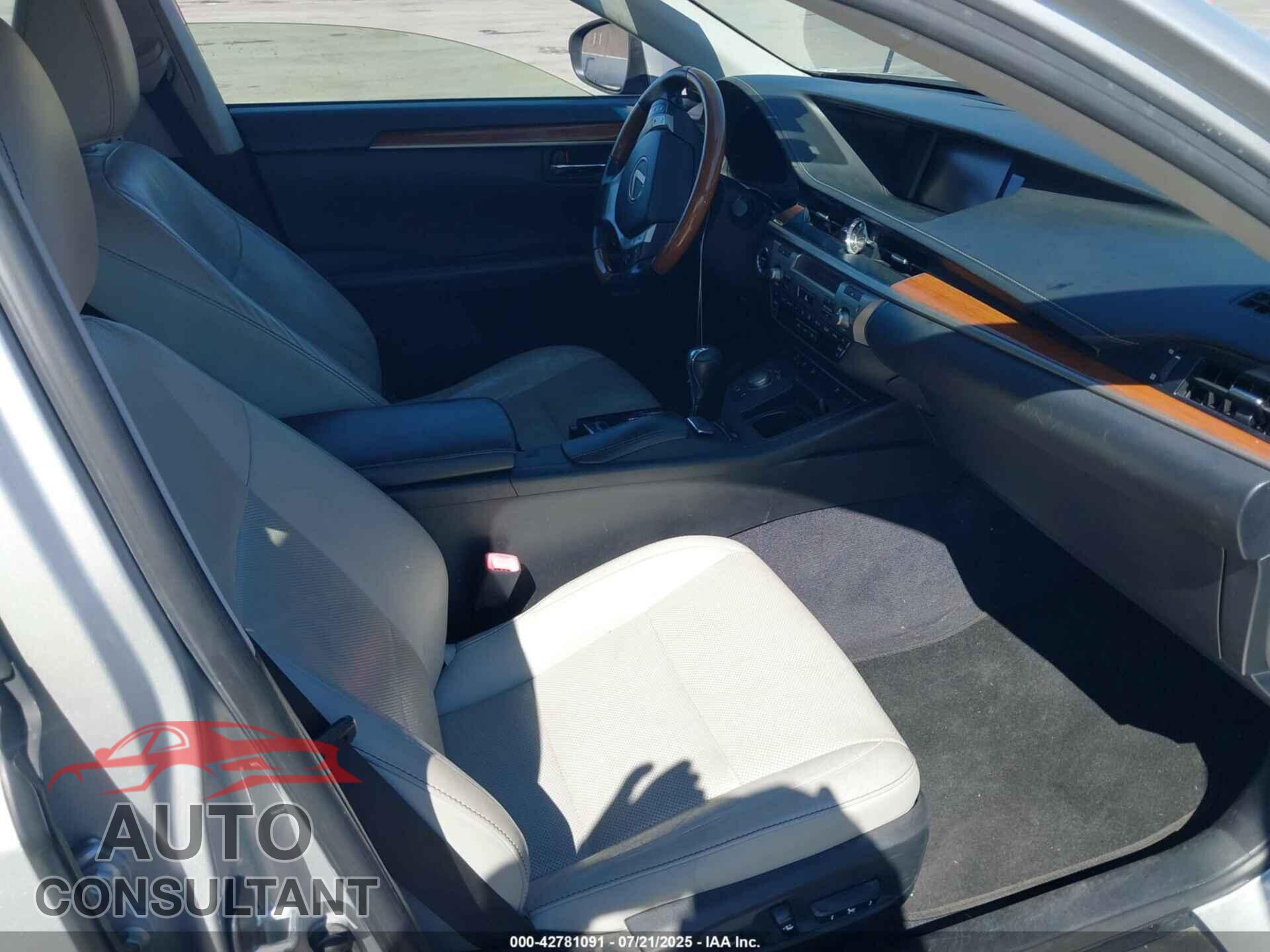 LEXUS ES 300H 2013 - JTHBW1GG8D2006993