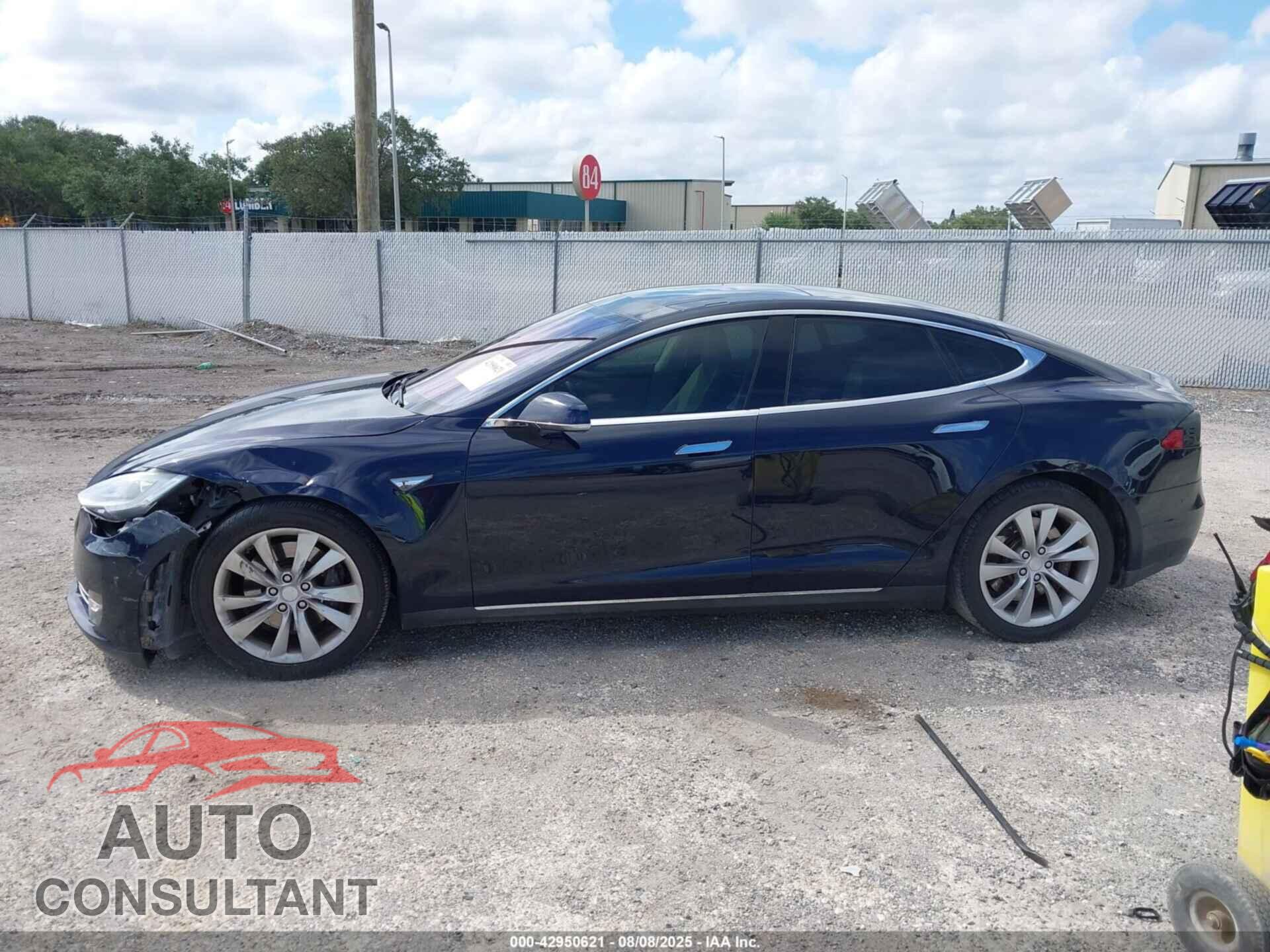 TESLA MODEL S 2013 - 5YJSA1DN7DFP23658