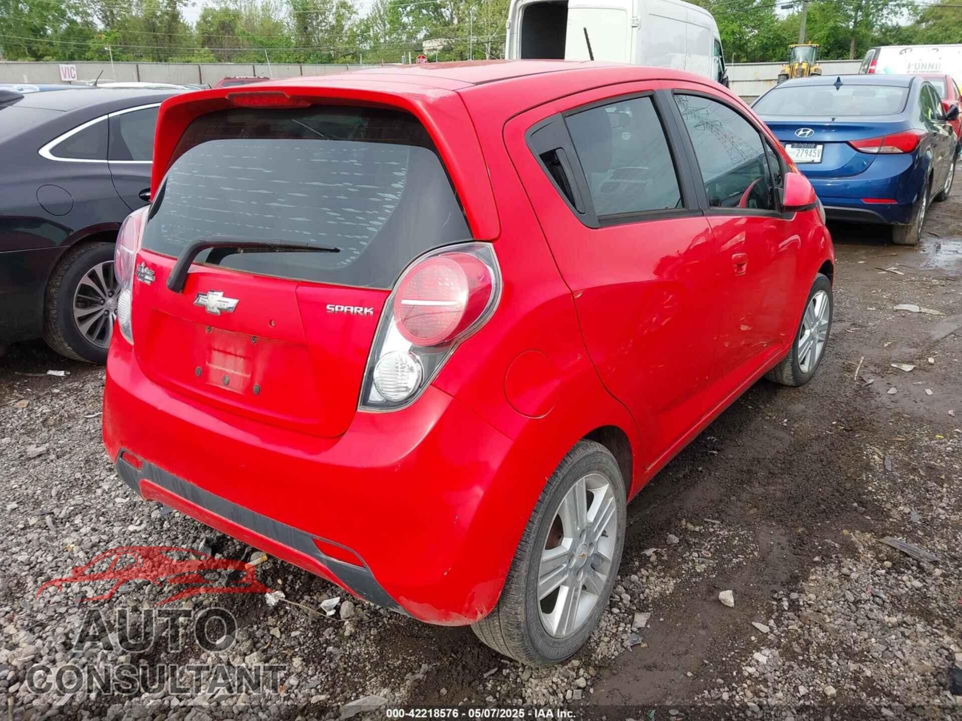 CHEVROLET SPARK 2013 - KL8CB6S93DC524584