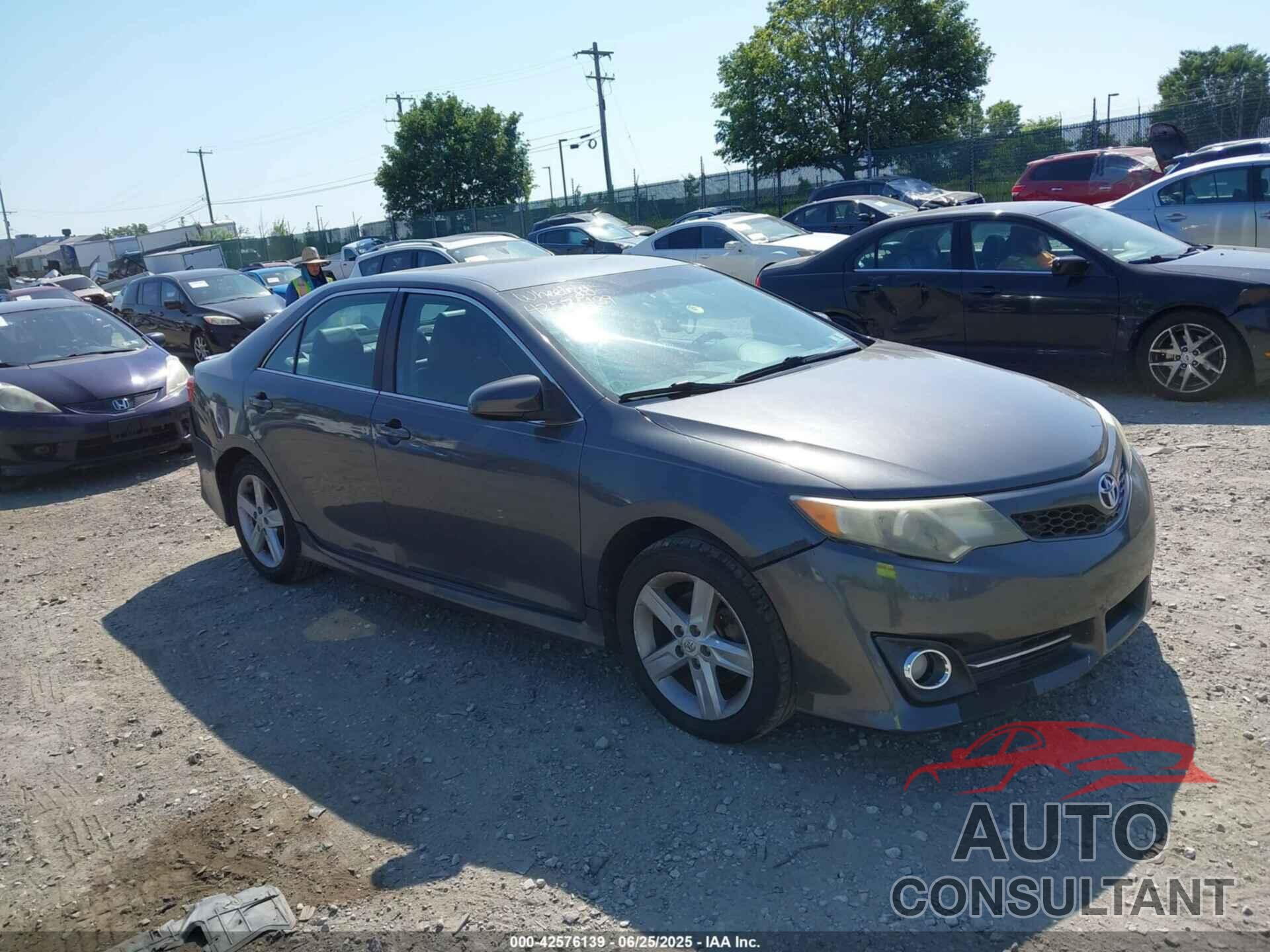 TOYOTA CAMRY 2012 - 4T1BF1FK8CU085748