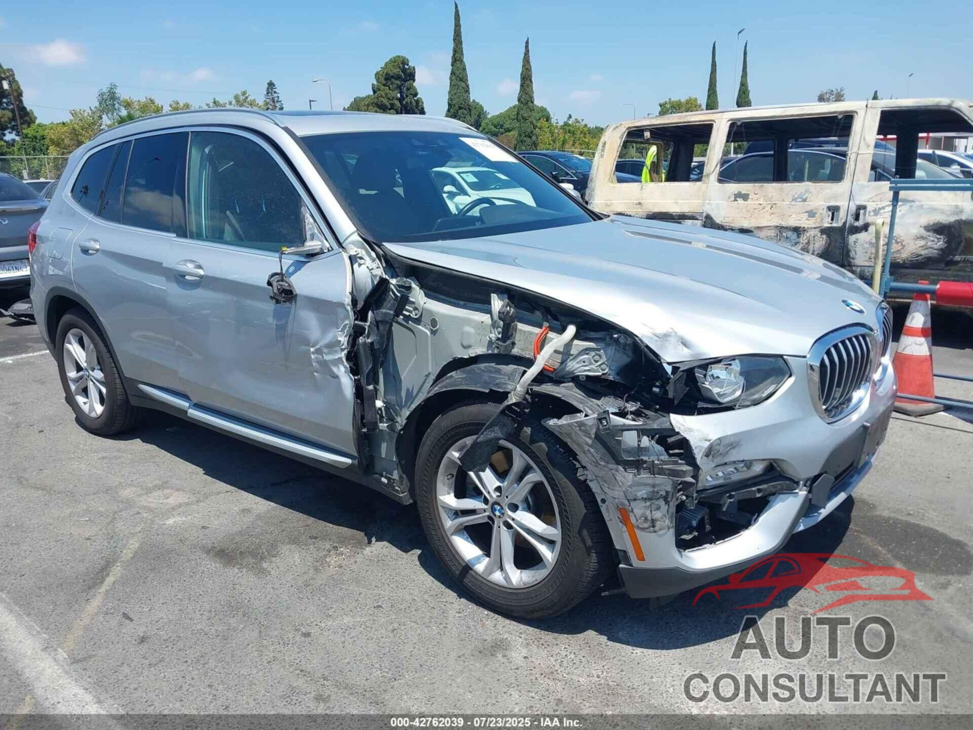 BMW X3 2019 - 5UXTR7C59KLA48599