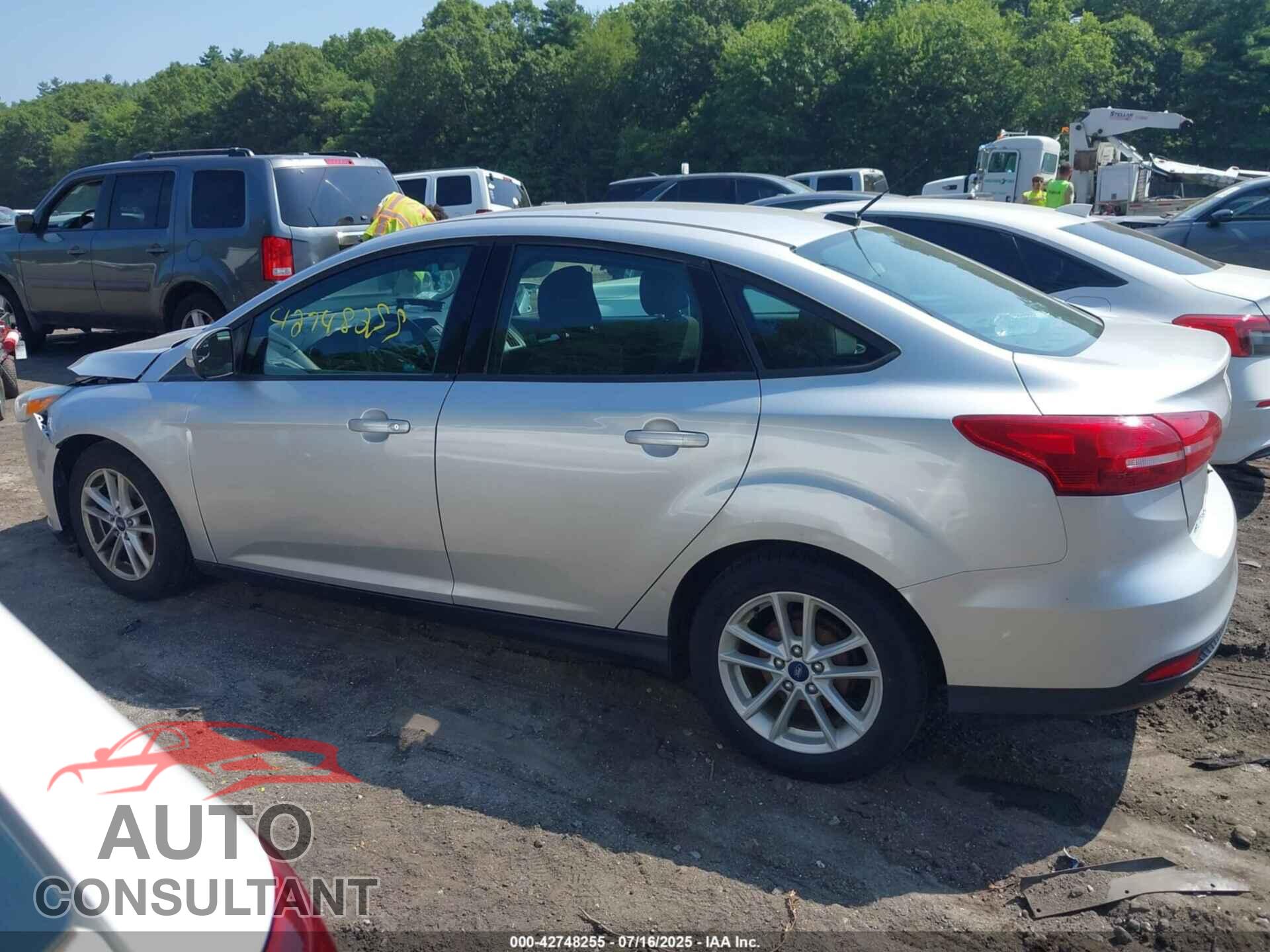 FORD FOCUS 2017 - 1FADP3F22HL316748