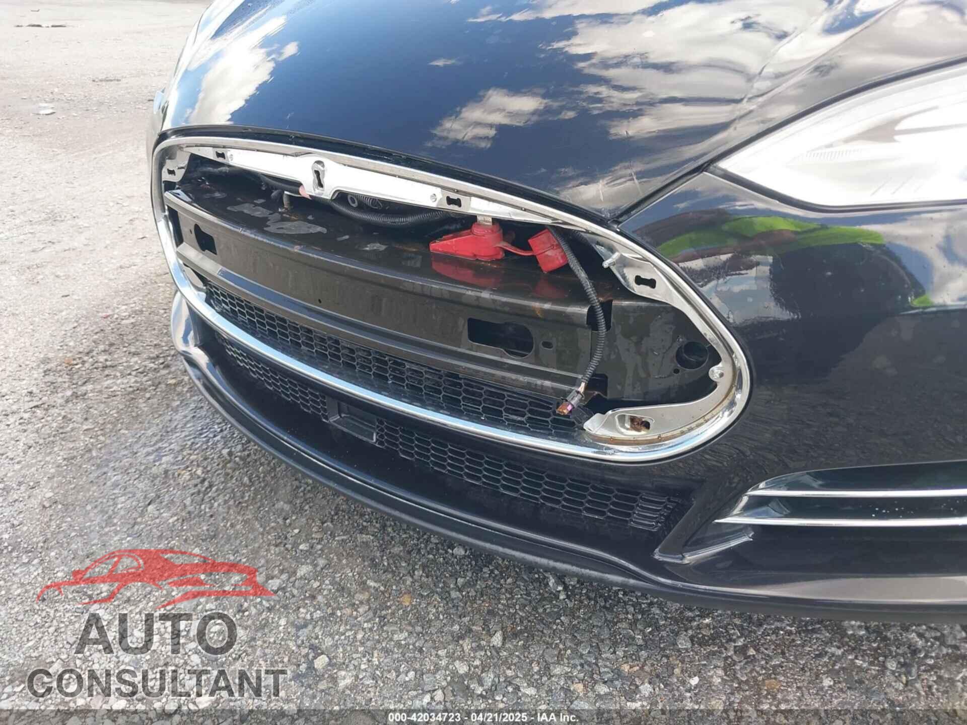 TESLA MODEL S 2015 - 5YJSA1H26FF094638