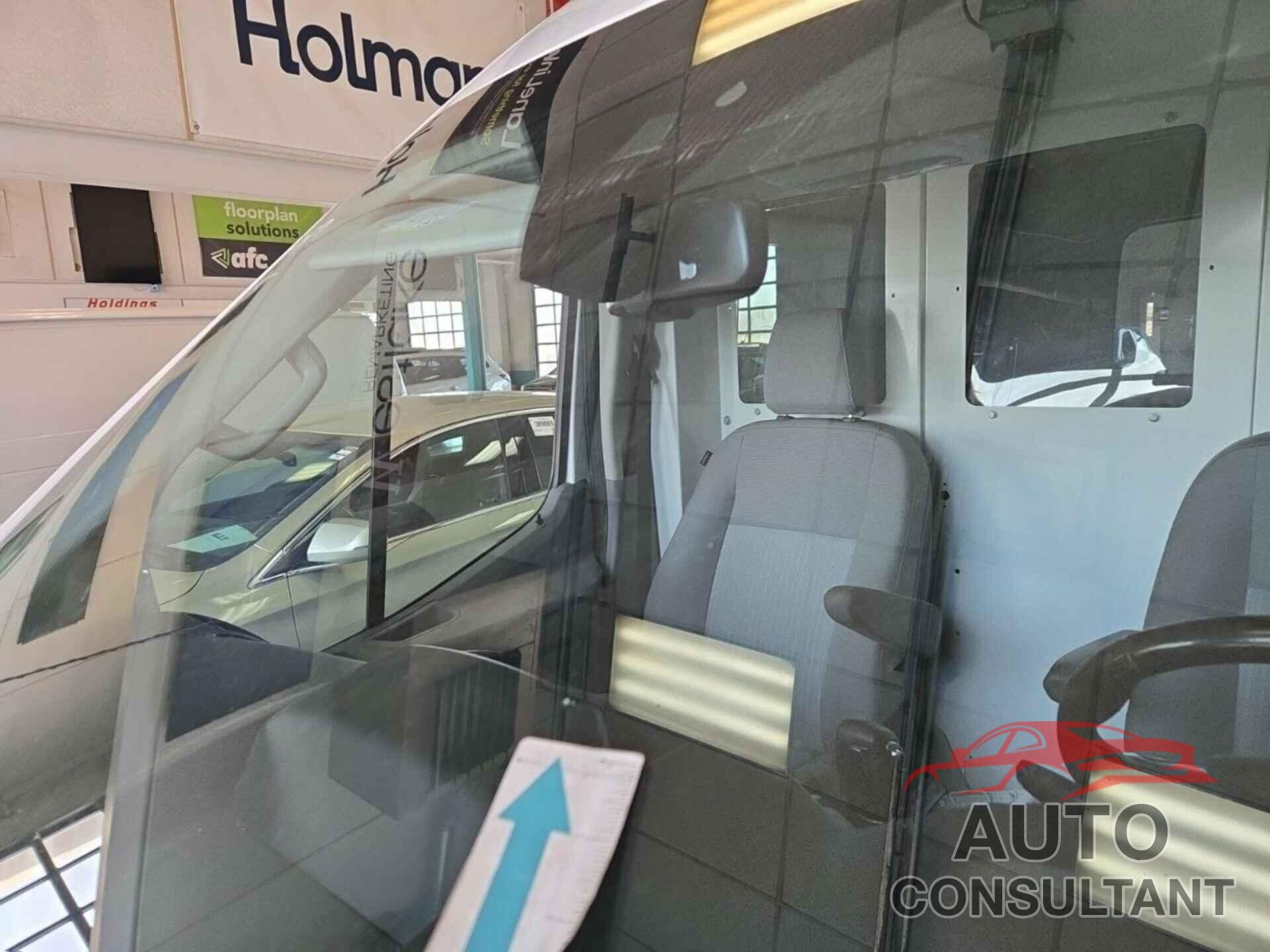 FORD TRANSIT 2017 - 1FTYR2XM2HKB48812