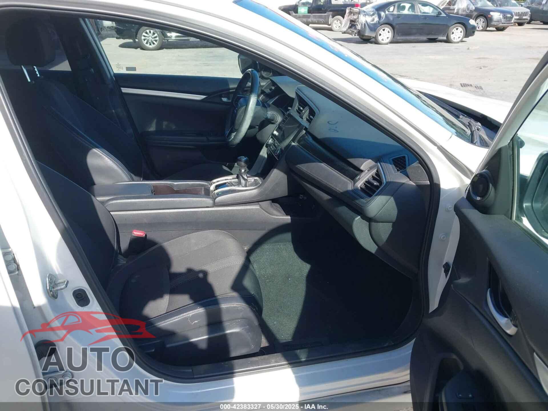 HONDA CIVIC 2019 - 2HGFC2E88KH501827