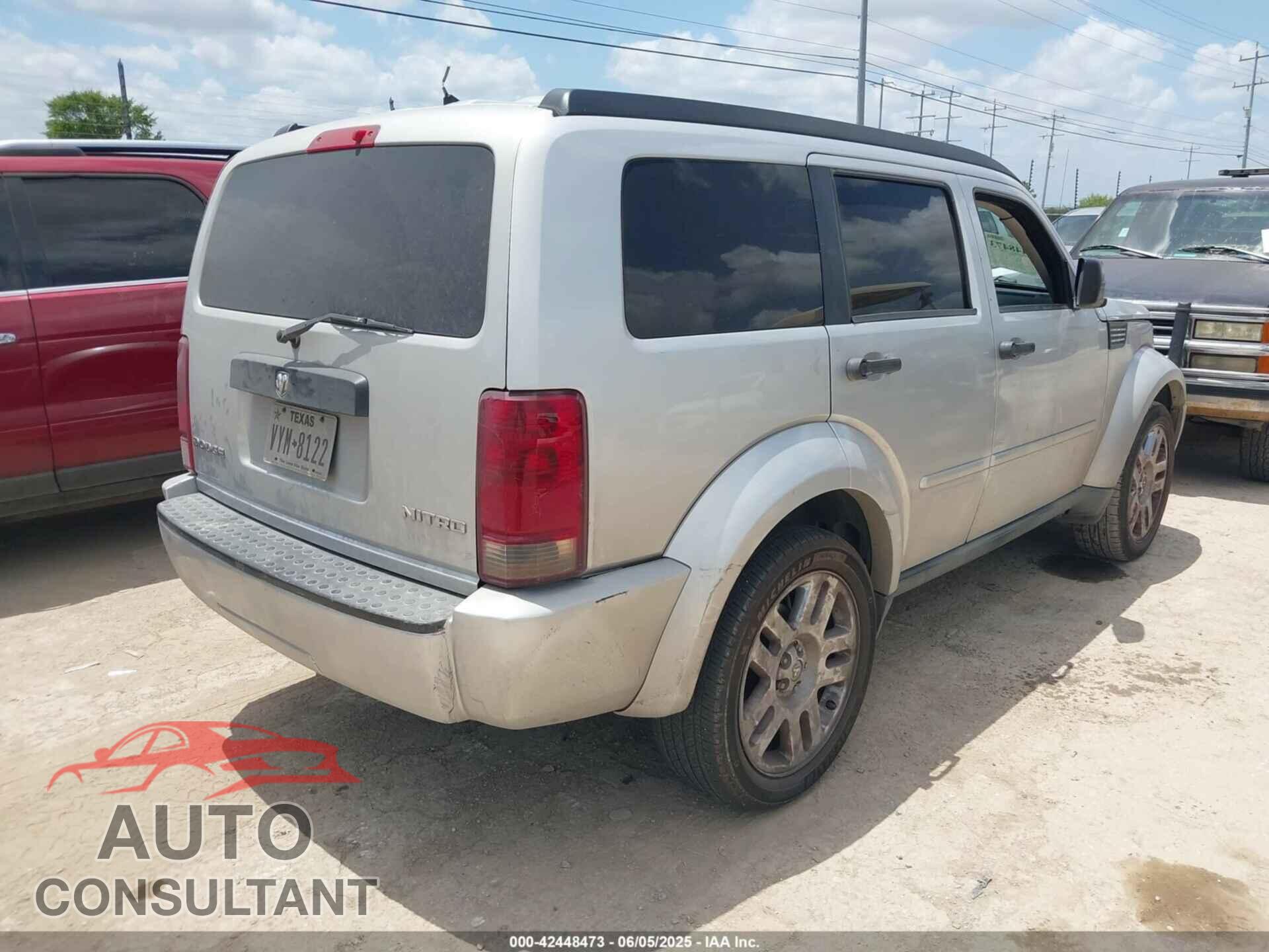 DODGE NITRO 2011 - 1D4PT4GK8BW599012
