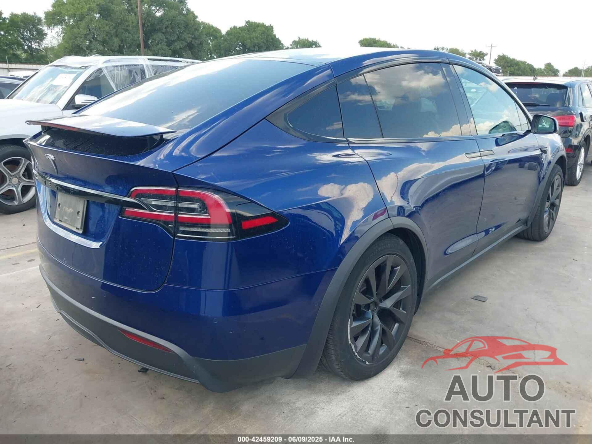 TESLA MODEL X 2022 - 7SAXCAE54NF359105