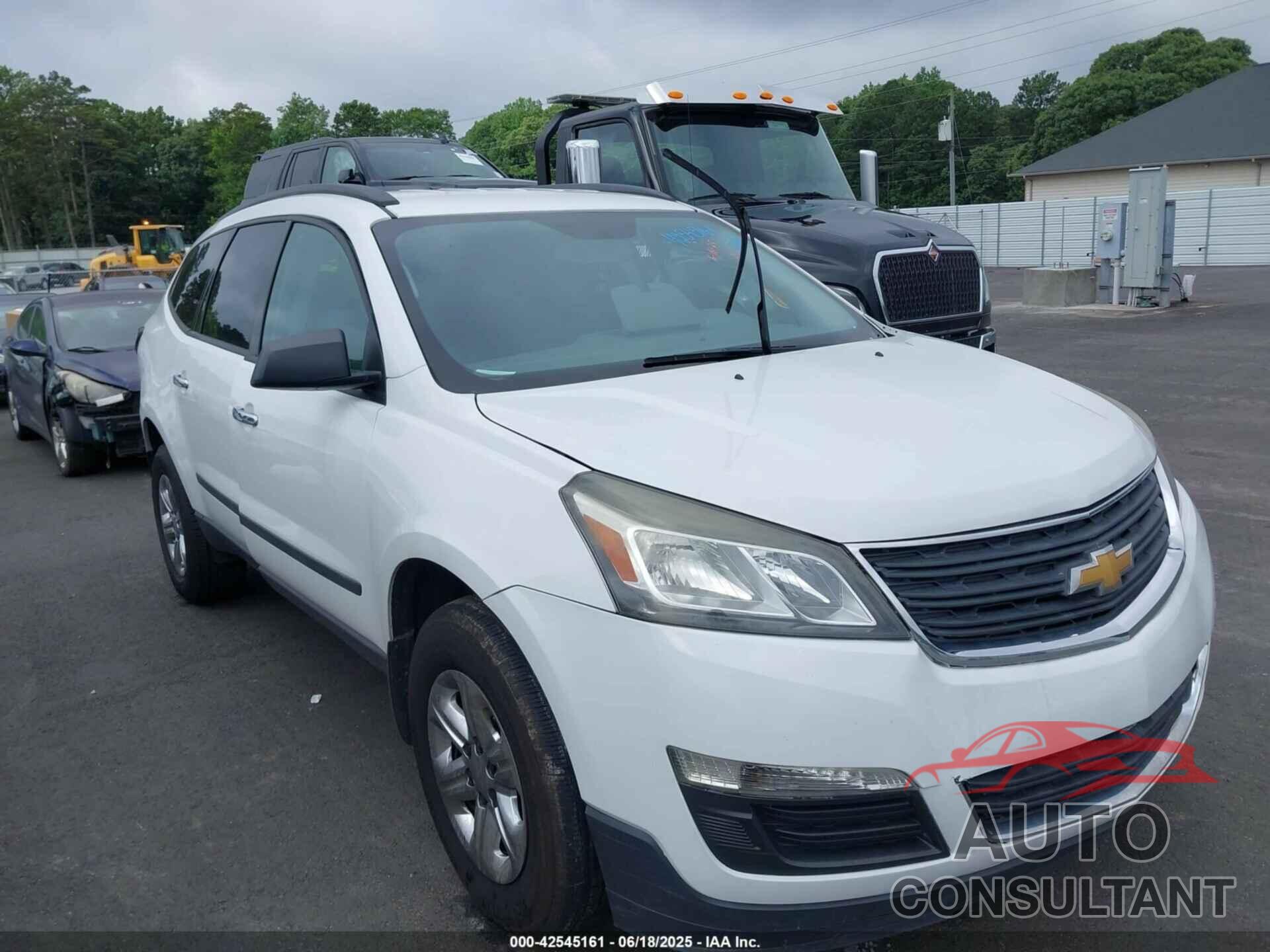 CHEVROLET TRAVERSE 2017 - 1GNKRFED1HJ221911