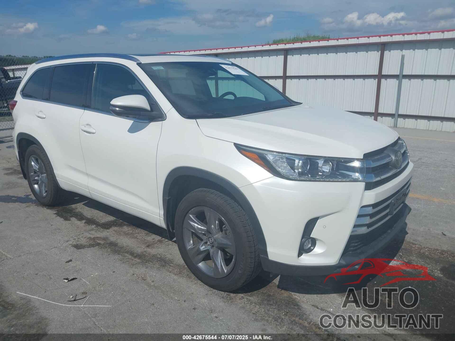 TOYOTA HIGHLANDER 2019 - 5TDDZRFH9KS972799
