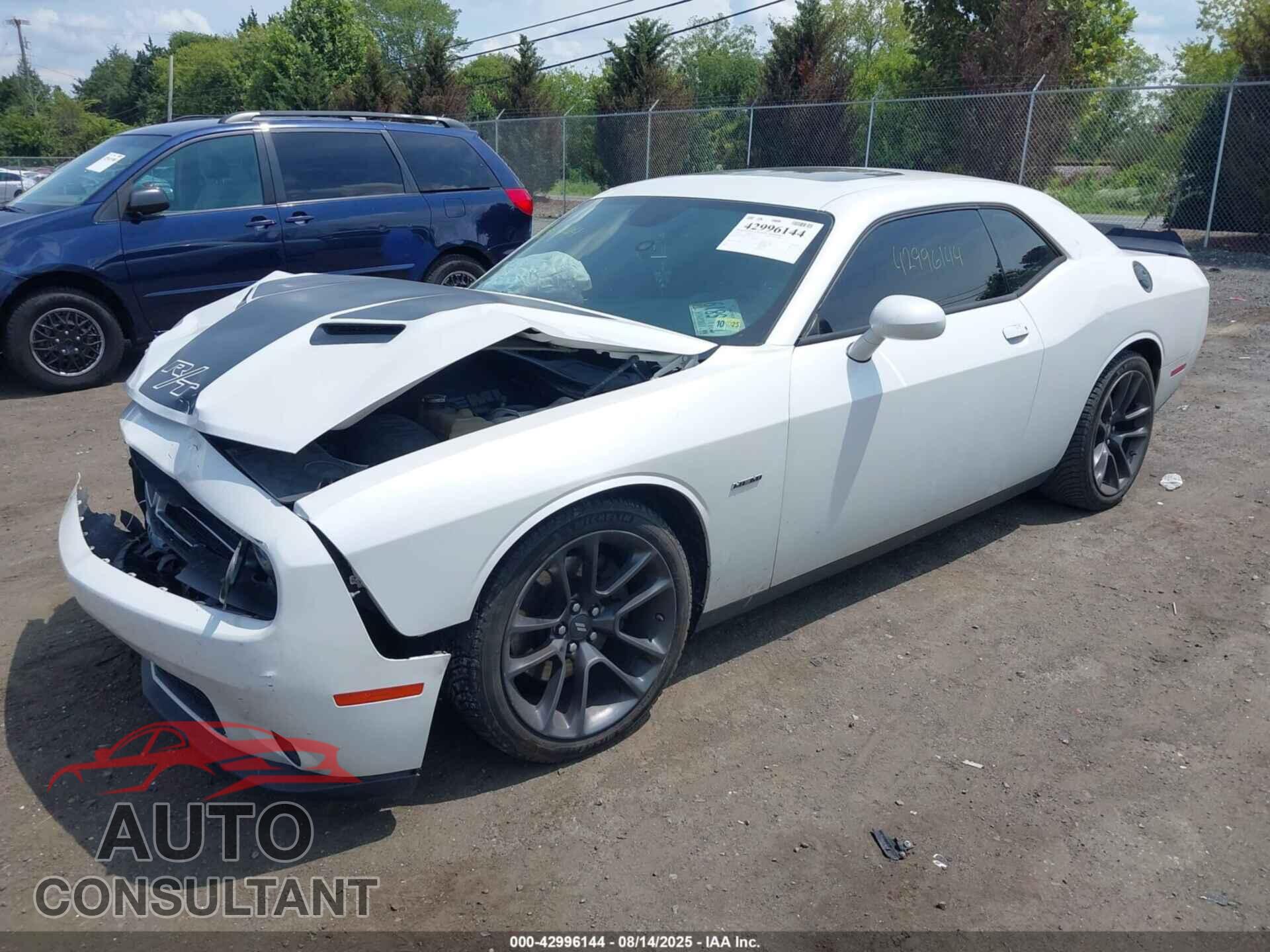 DODGE CHALLENGER 2015 - 2C3CDZAT2FH895112