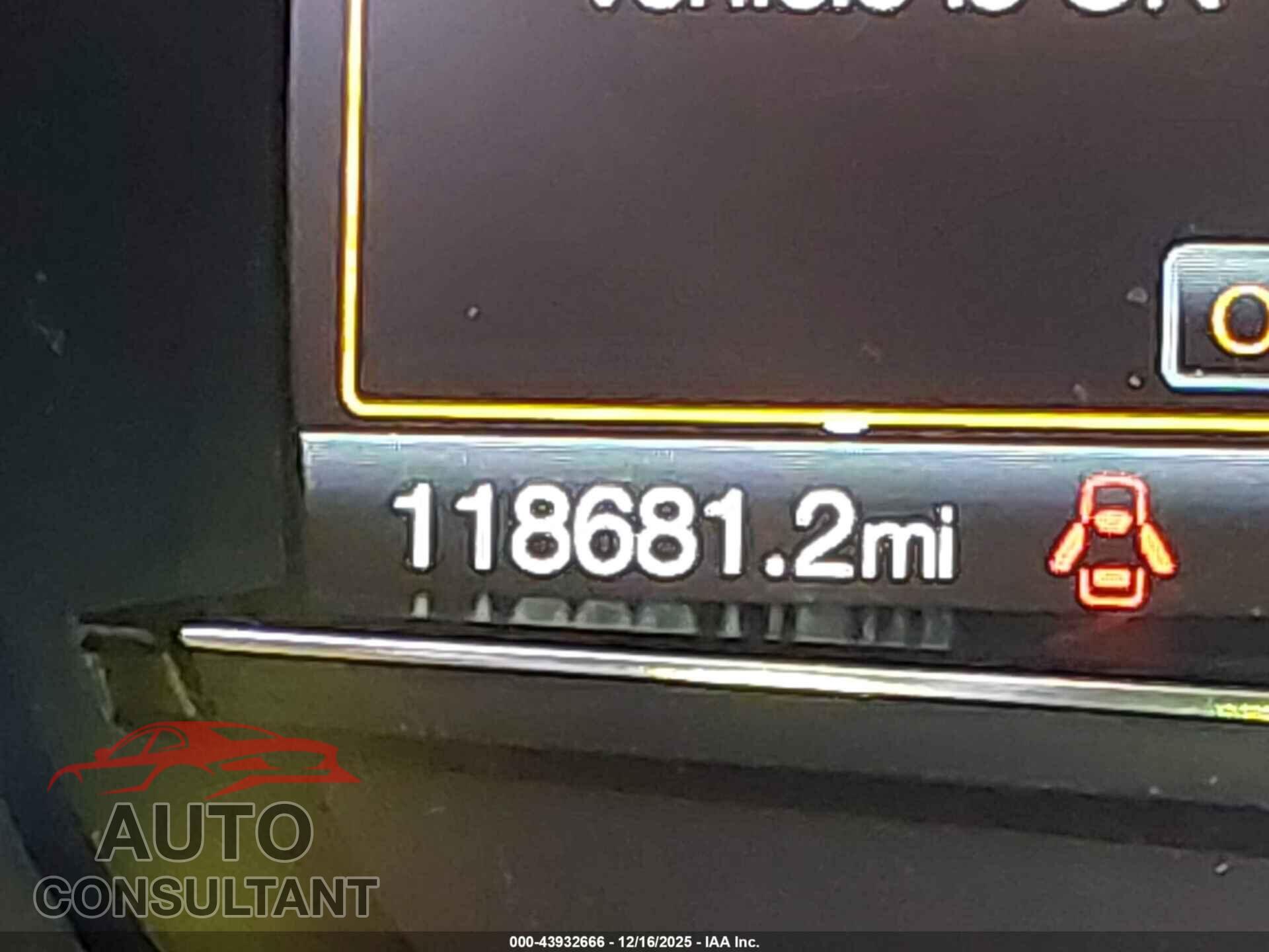 FORD EXPLORER 2018 - 1FM5K7D82JGB44534