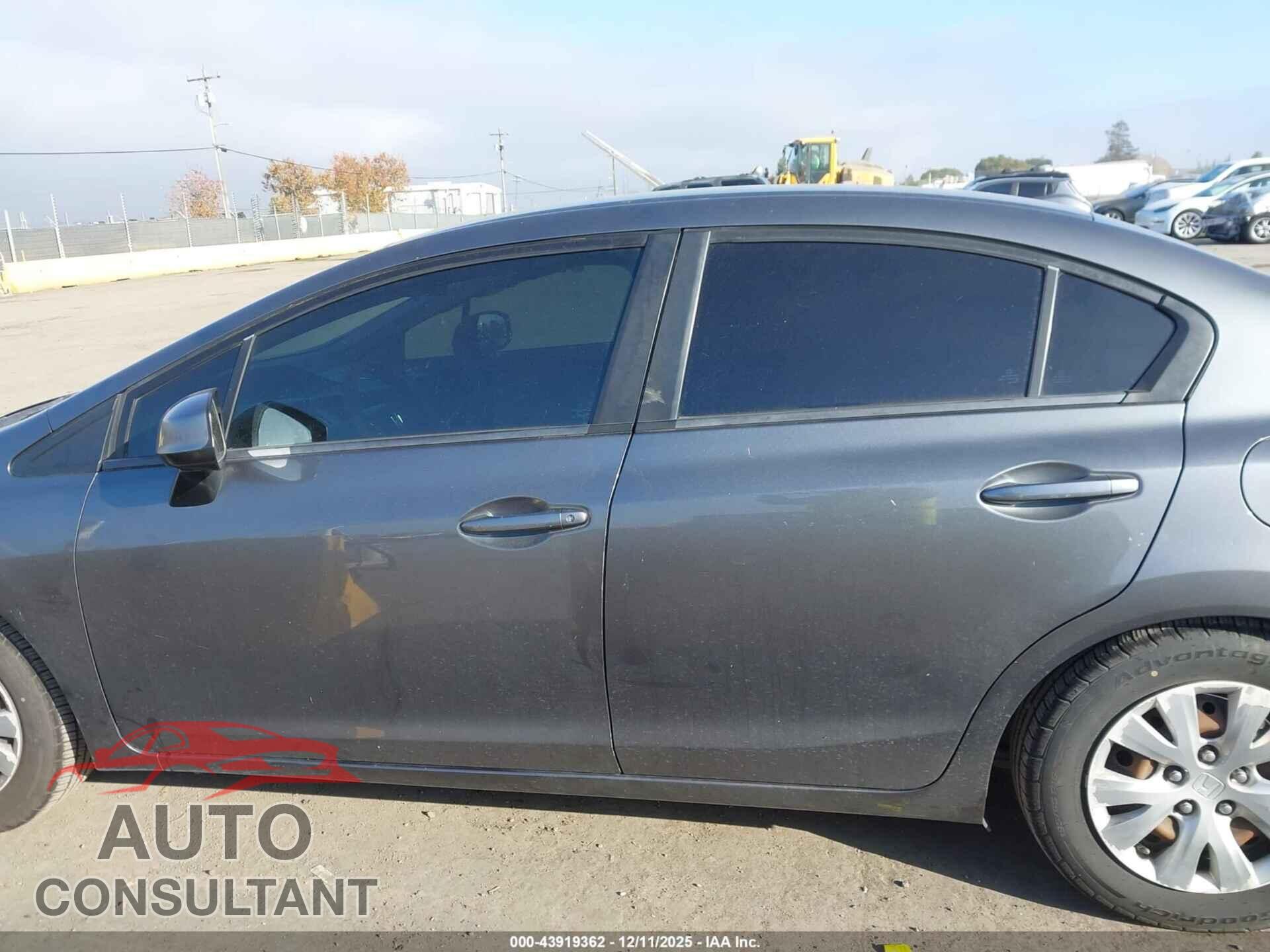 HONDA CIVIC 2012 - 19XFB2F53CE373547