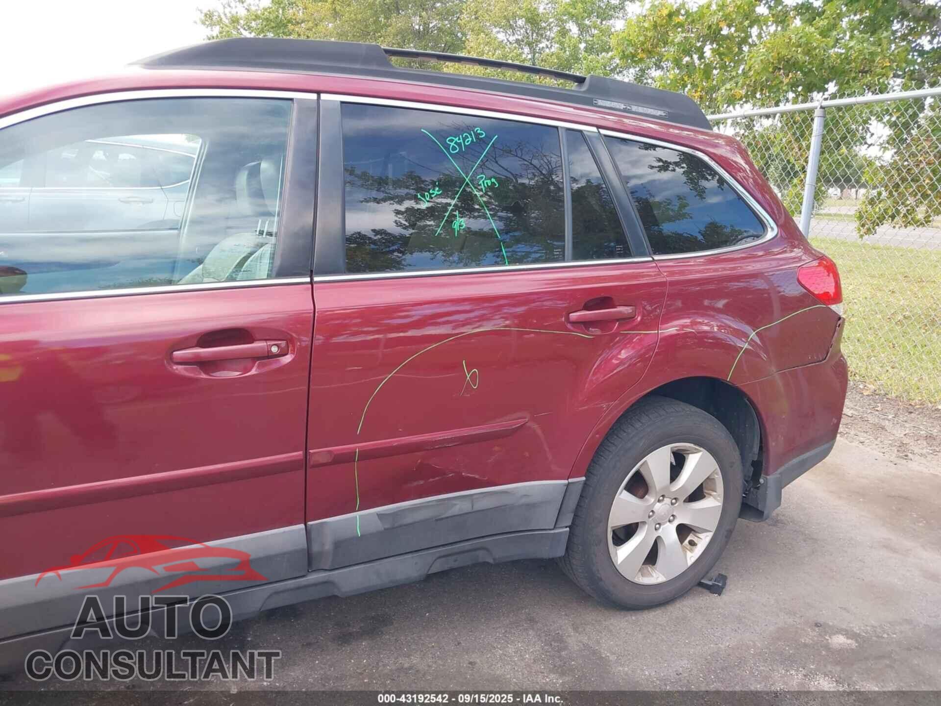 SUBARU OUTBACK 2011 - 4S4BRBKC8B3368666