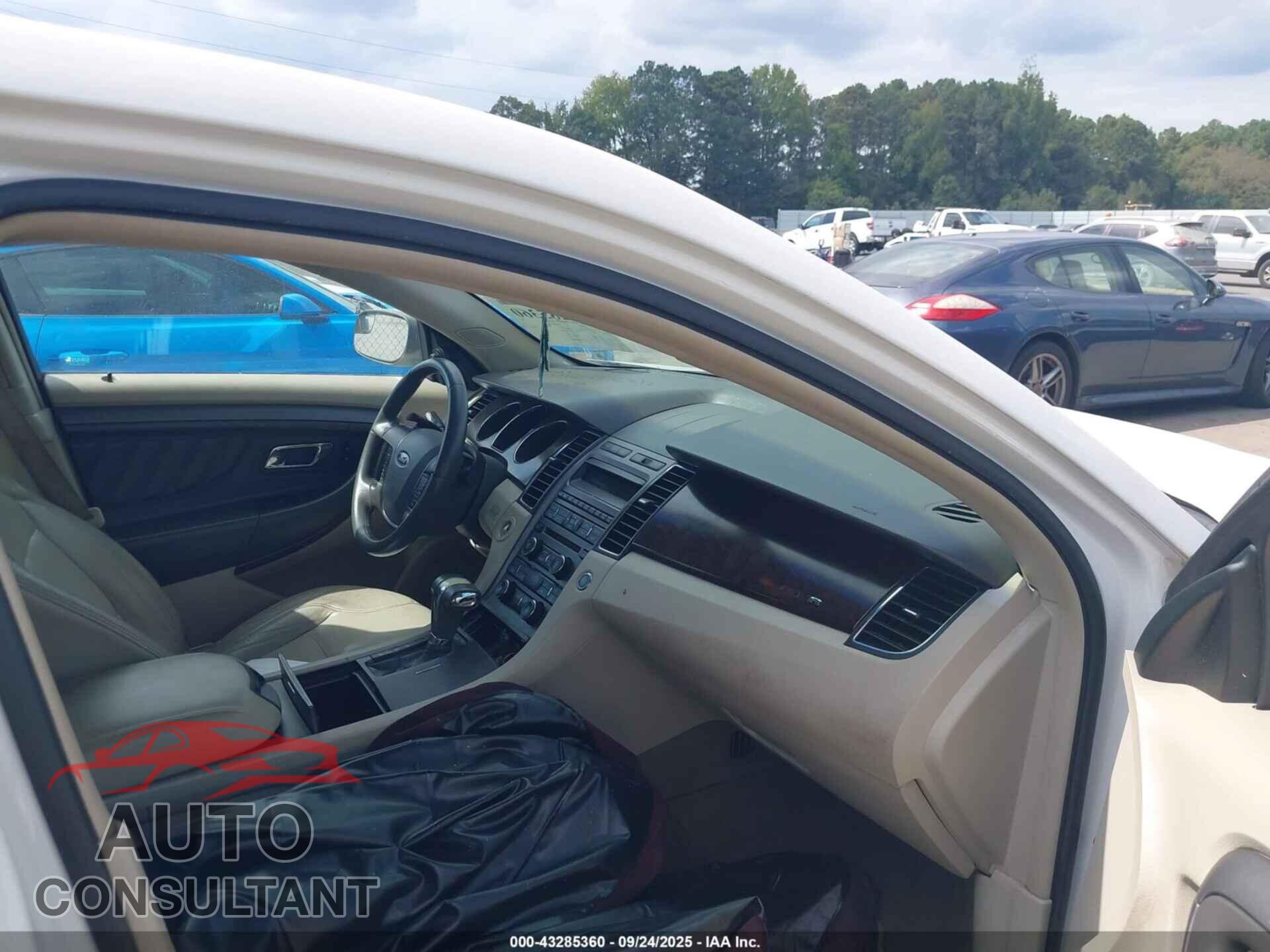 FORD TAURUS 2012 - 1FAHP2EW2CG125428