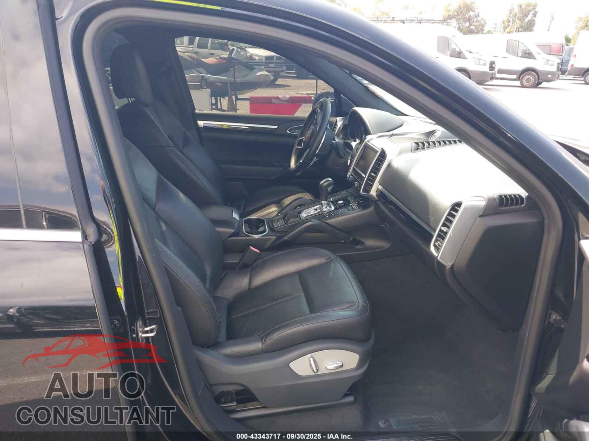 PORSCHE CAYENNE 2016 - WP1AA2A22GLA10307