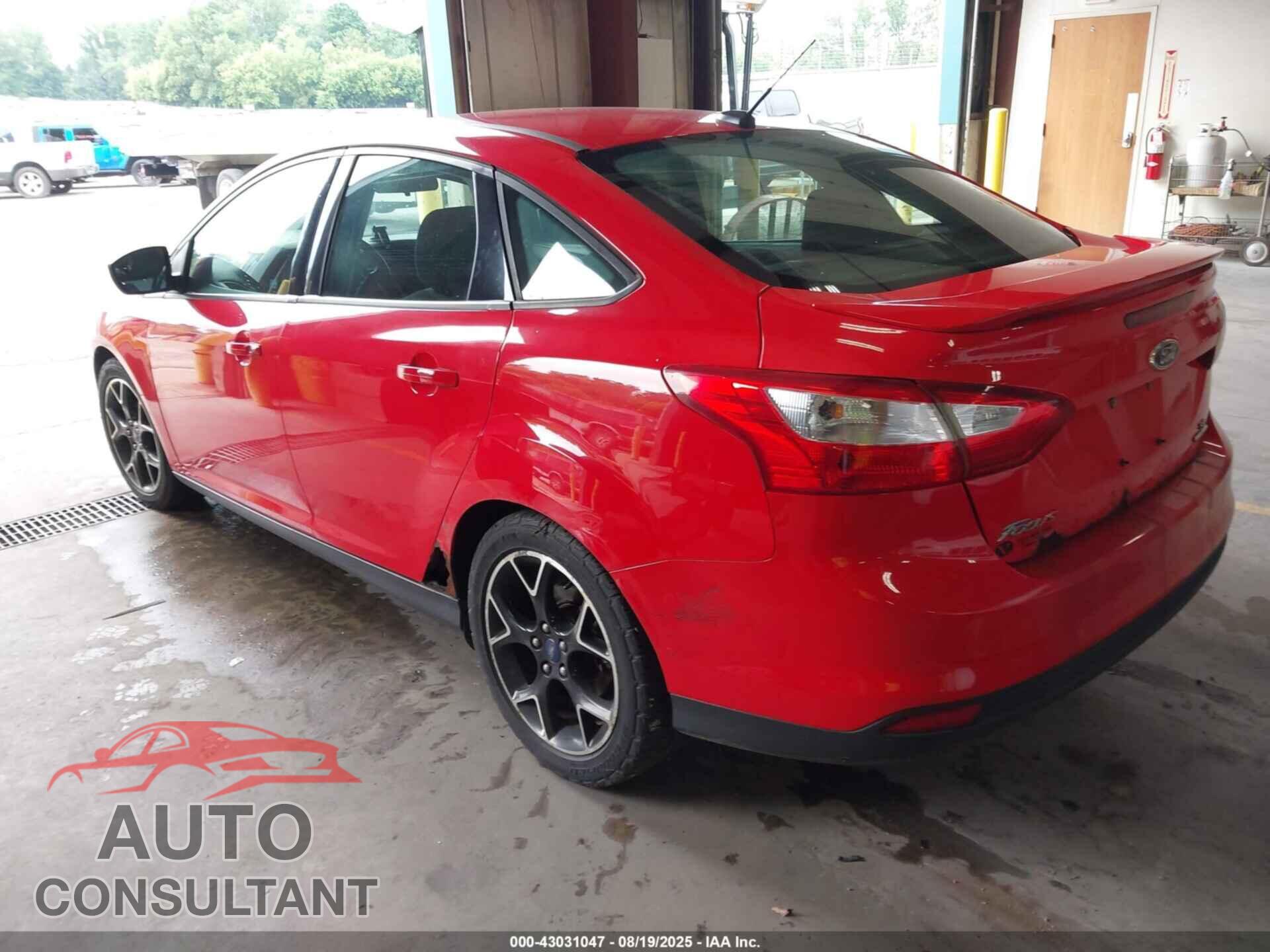 FORD FOCUS 2012 - 1FAHP3F21CL409349