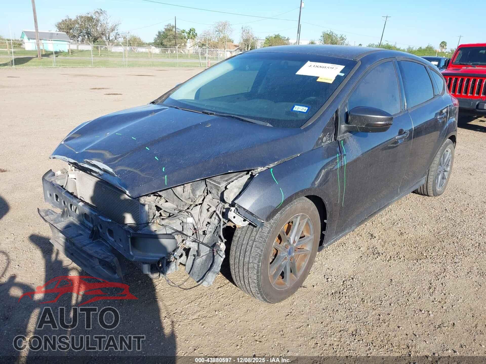 FORD FOCUS 2017 - 1FADP3K22HL291002