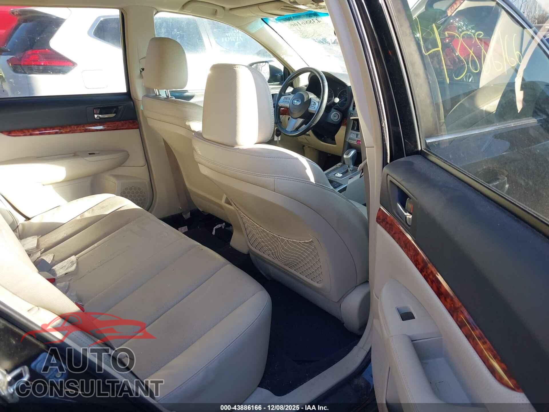 SUBARU OUTBACK 2011 - 4S4BRCKC5B3349059