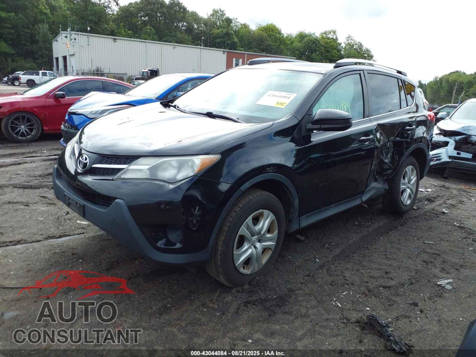 TOYOTA RAV4 2015 - 2T3BFREV5FW257191