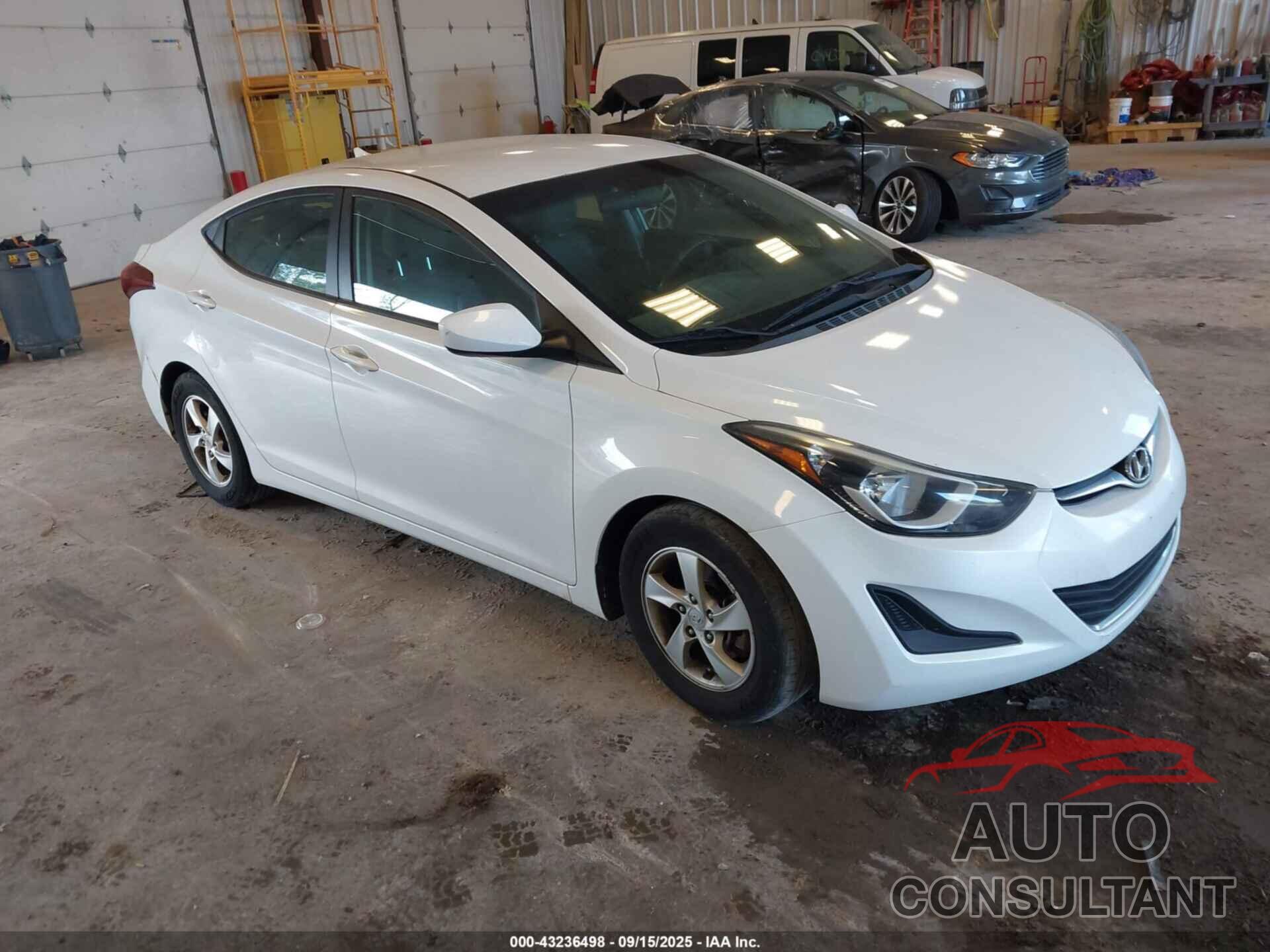 HYUNDAI ELANTRA 2015 - 5NPDH4AE9FH557934