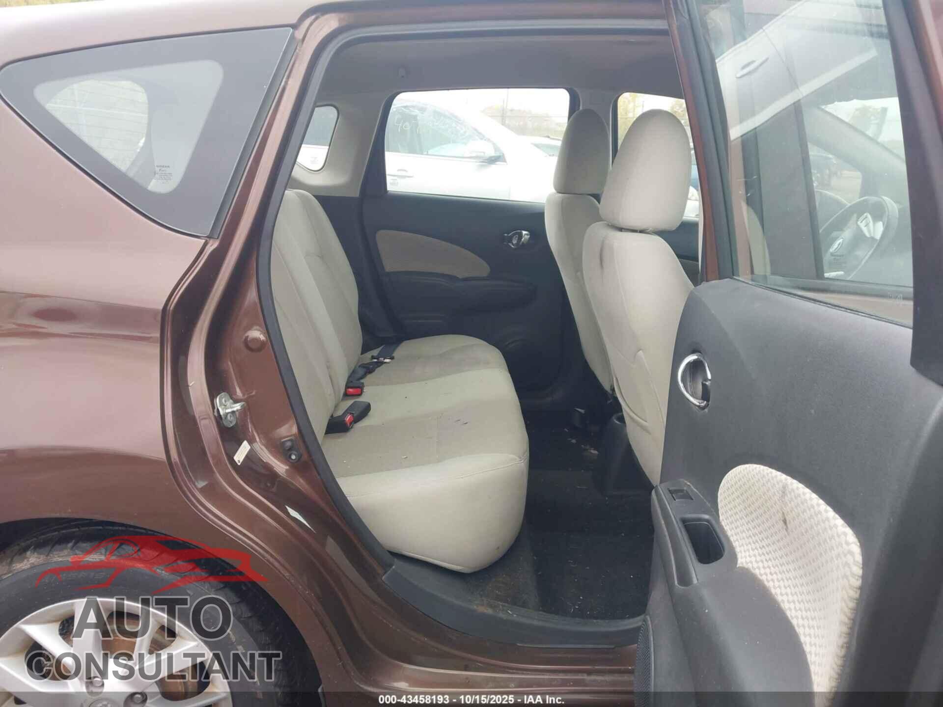 NISSAN VERSA NOTE 2017 - 3N1CE2CP3HL352350