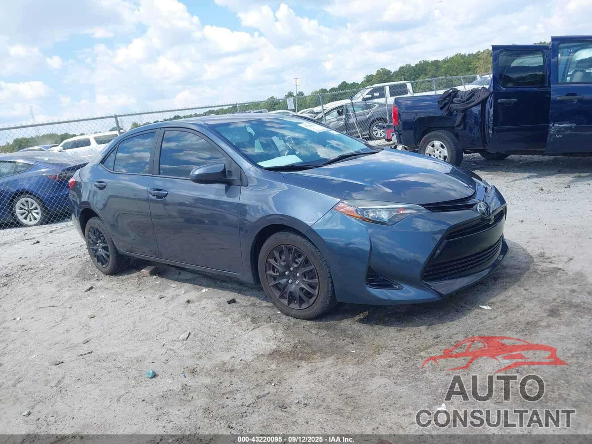 TOYOTA COROLLA 2017 - 5YFBURHE5HP721546