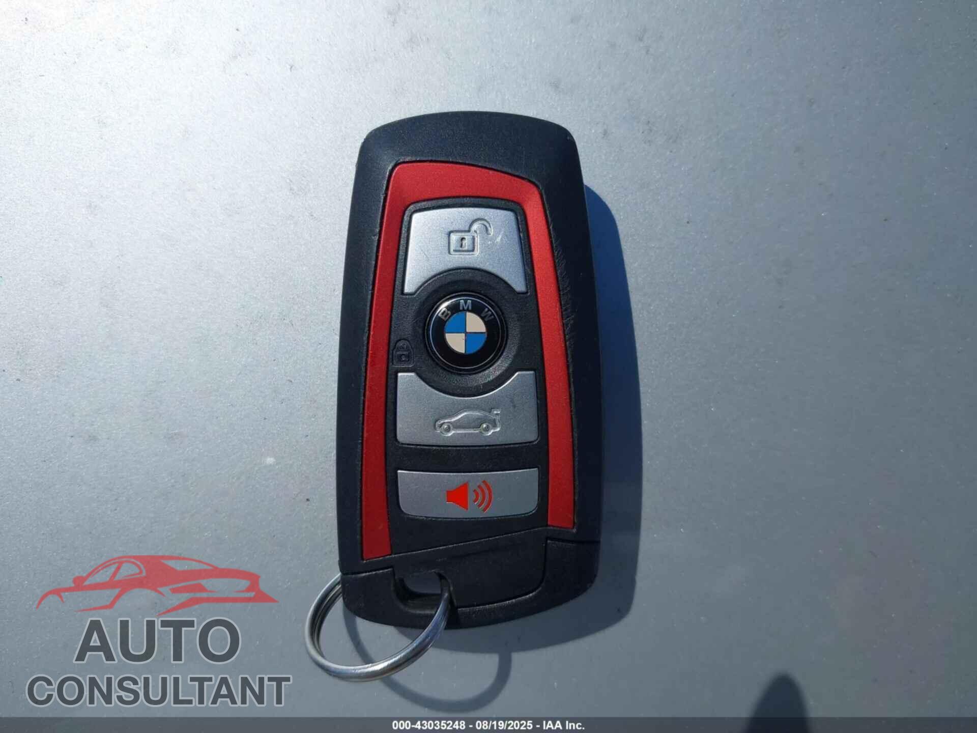 BMW 328I 2016 - WBA8E3G53GNU04833