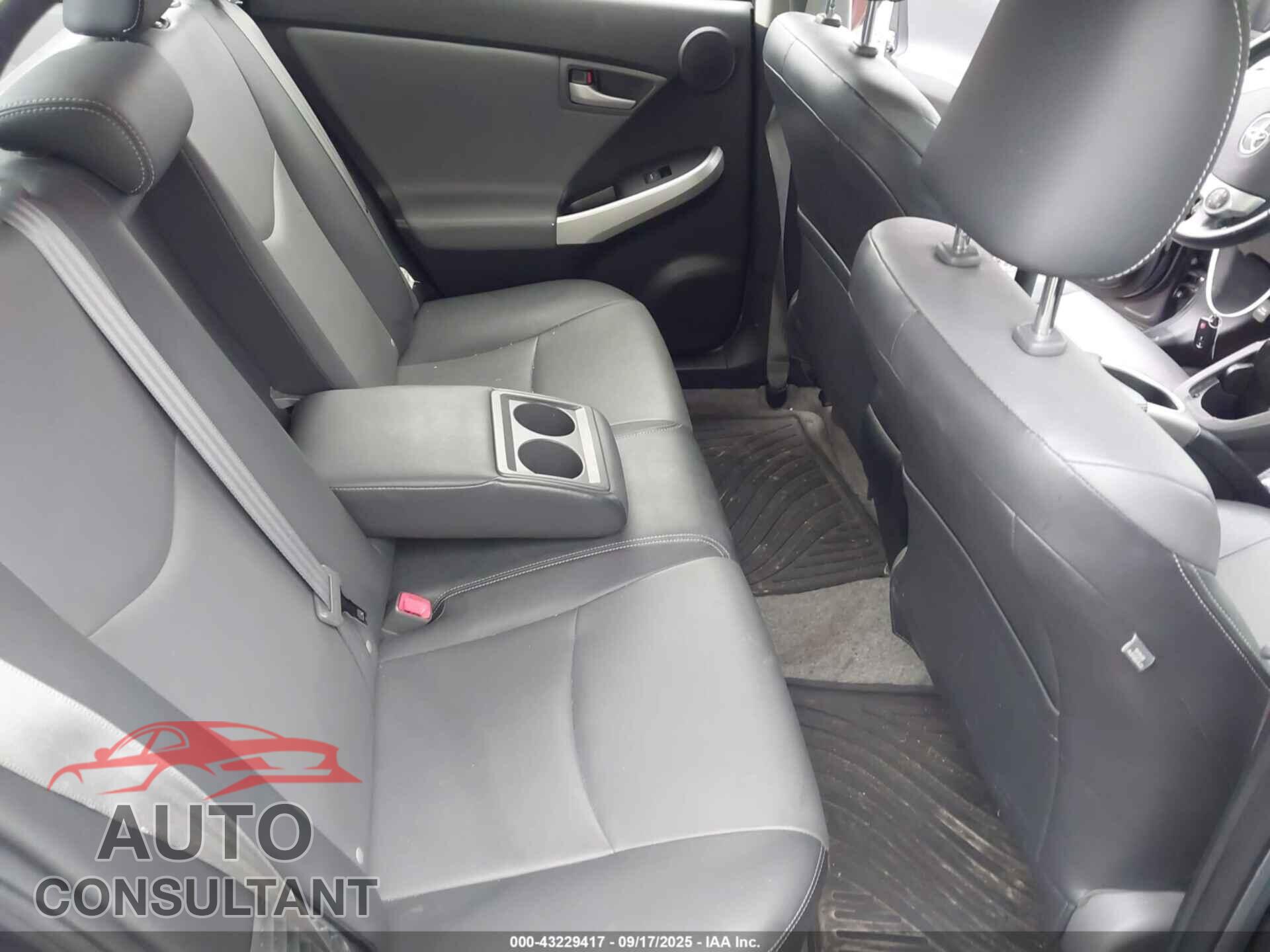 TOYOTA PRIUS 2014 - JTDKN3DU4E1808751