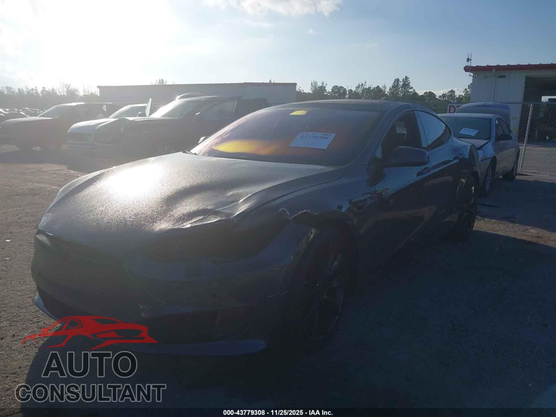 TESLA MODEL S 2017 - 5YJSA1E12HF191608