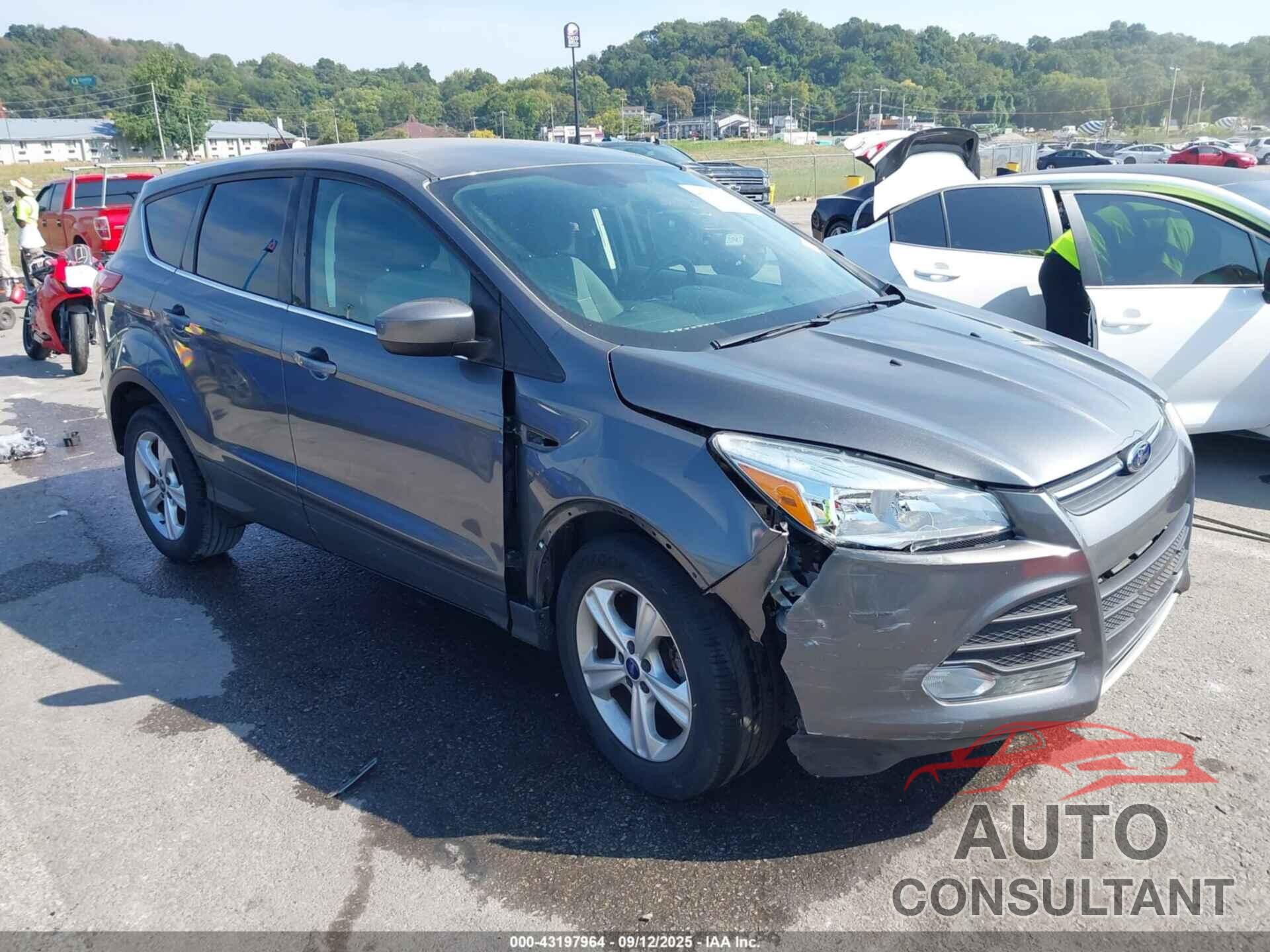 FORD ESCAPE 2014 - 1FMCU0GX3EUB08192