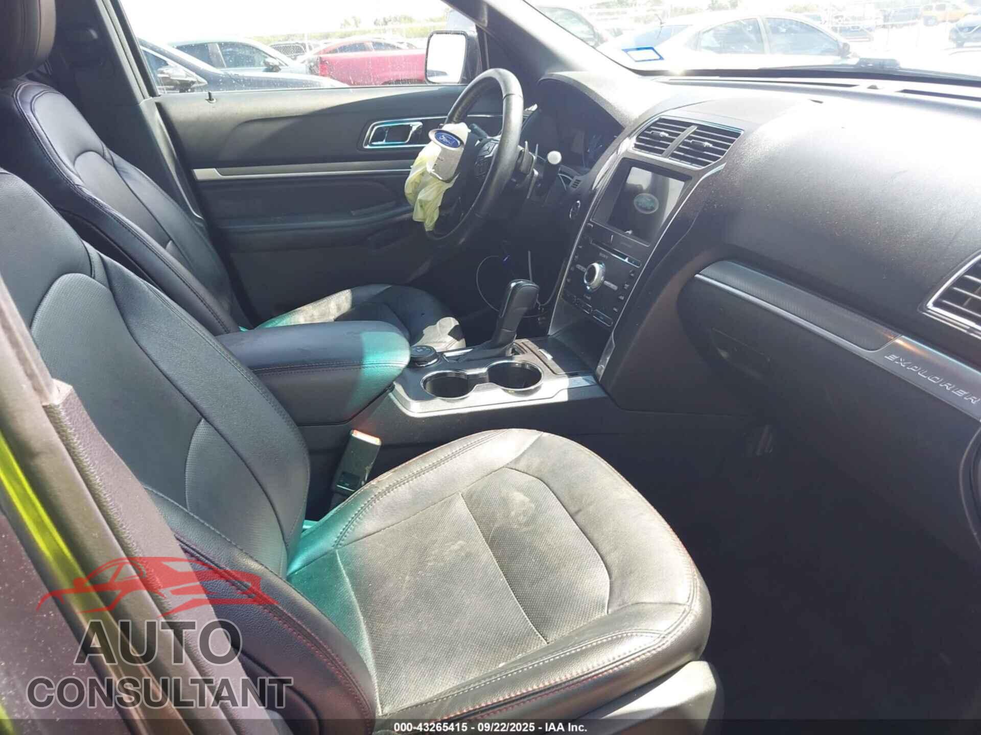 FORD EXPLORER 2018 - 1FM5K8GT2JGB35161