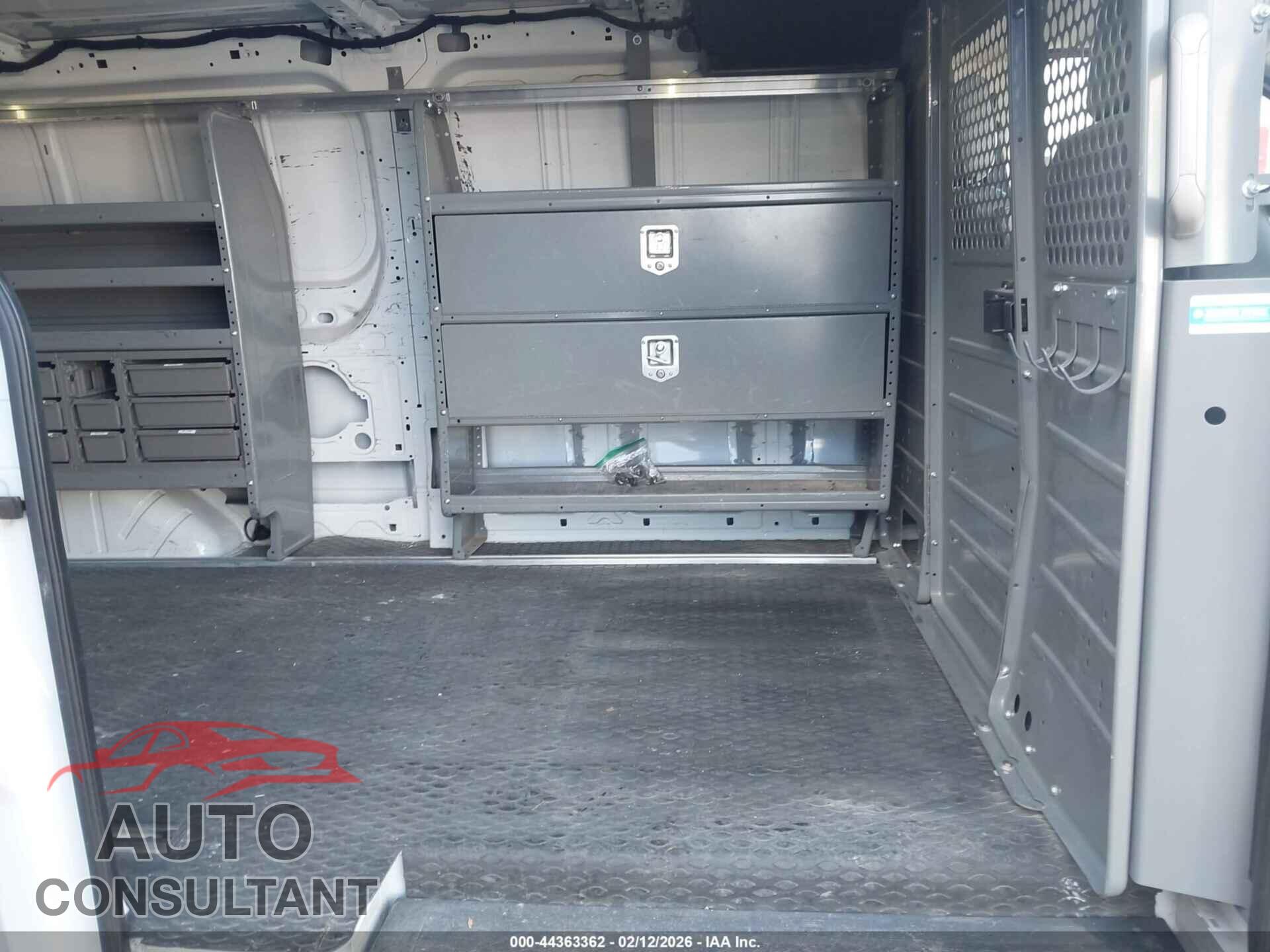 FORD TRANSIT-250 2017 - 1FTYR2YM4HKA71987