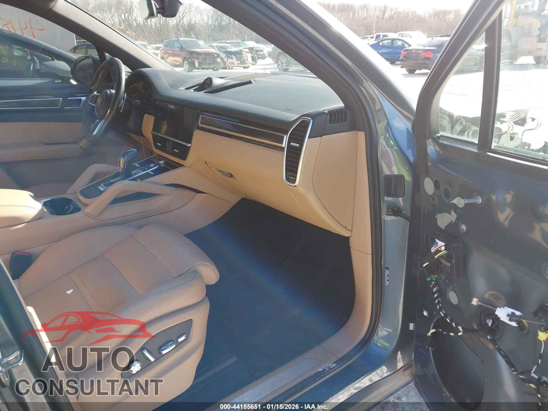 PORSCHE CAYENNE 2019 - WP1AA2AY7KDA00718